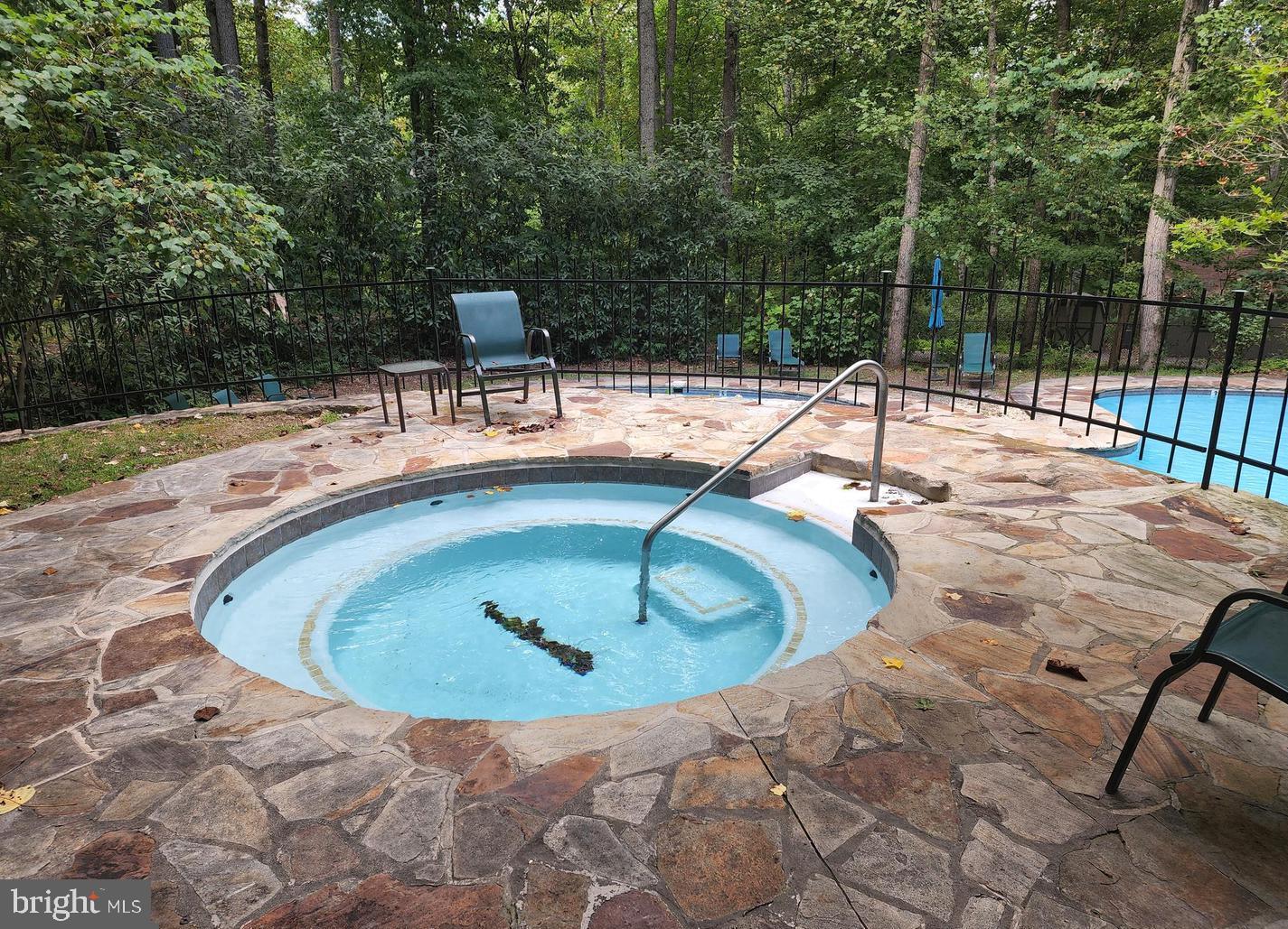 COOLFONT MOUNTAINSIDE - Residential