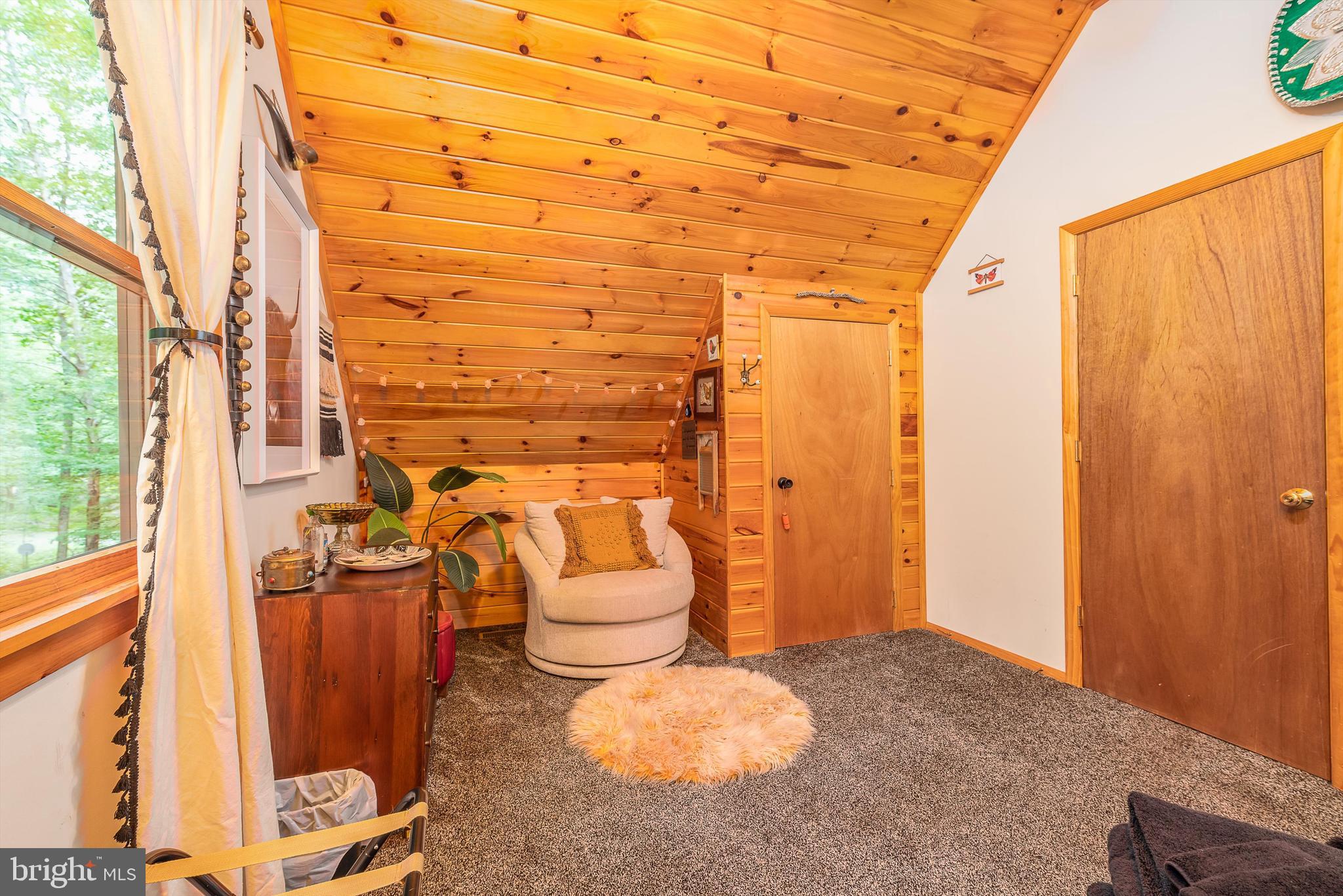 COOLFONT MOUNTAINSIDE - Residential