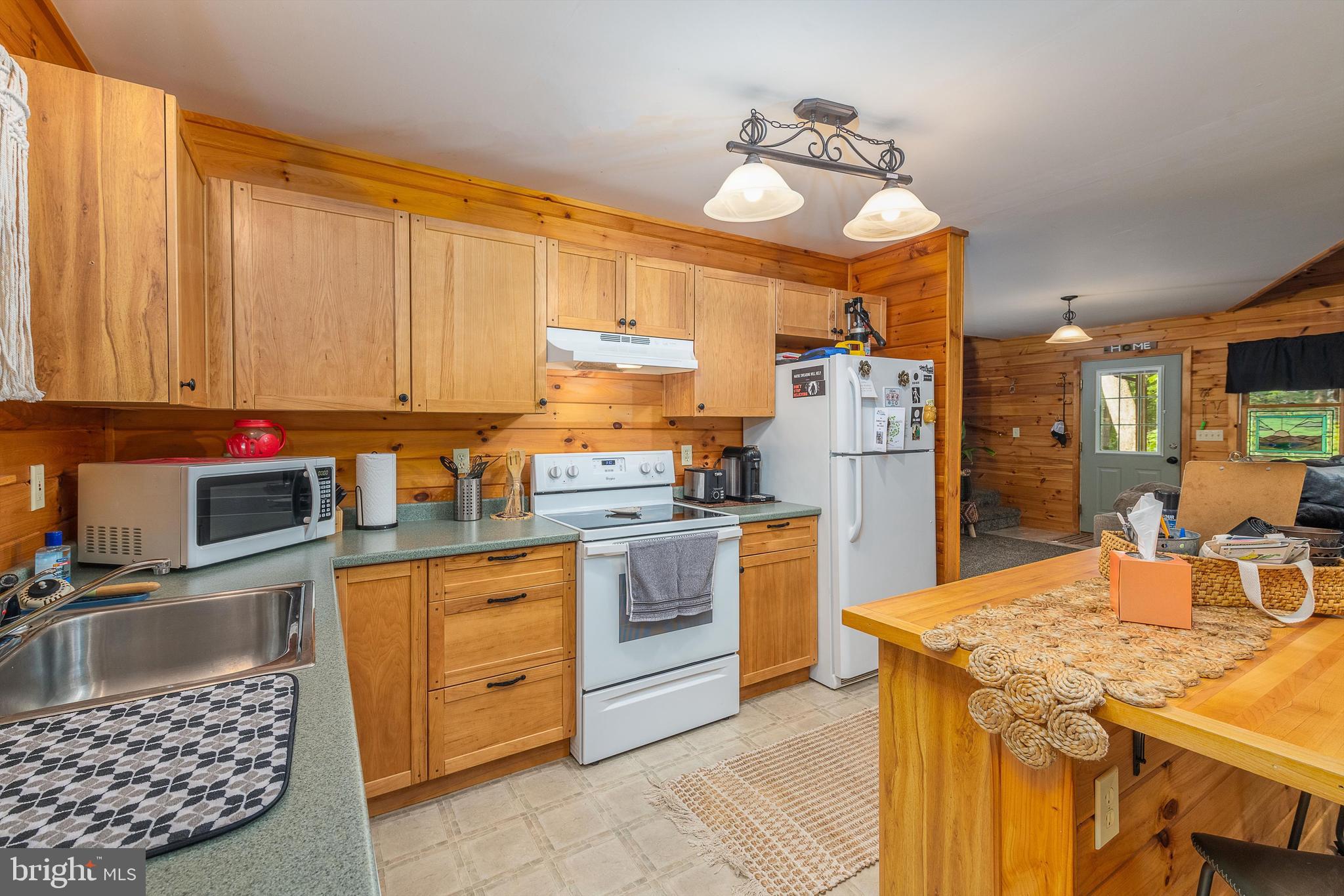 COOLFONT MOUNTAINSIDE - Residential