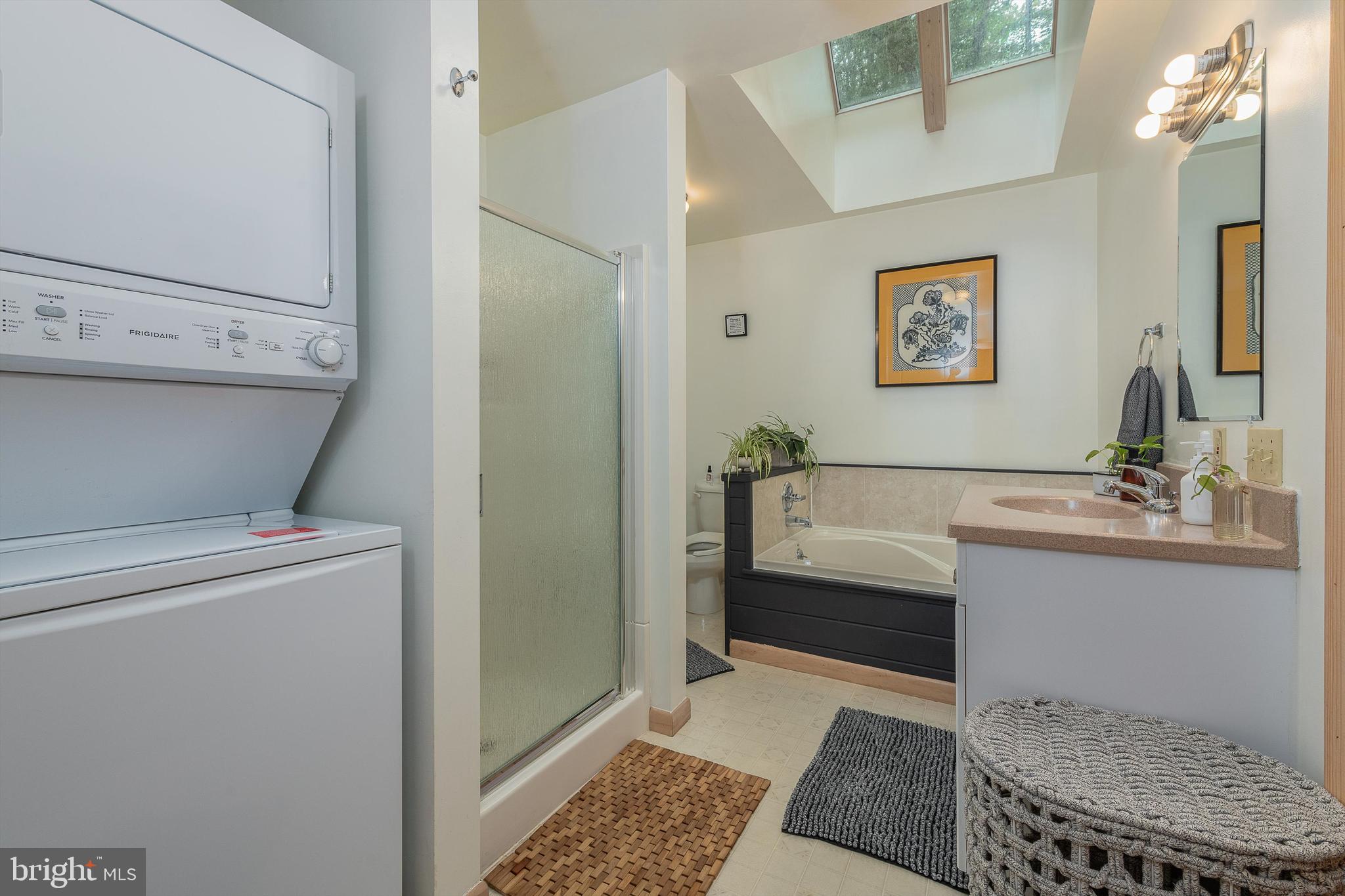 COOLFONT MOUNTAINSIDE - Residential