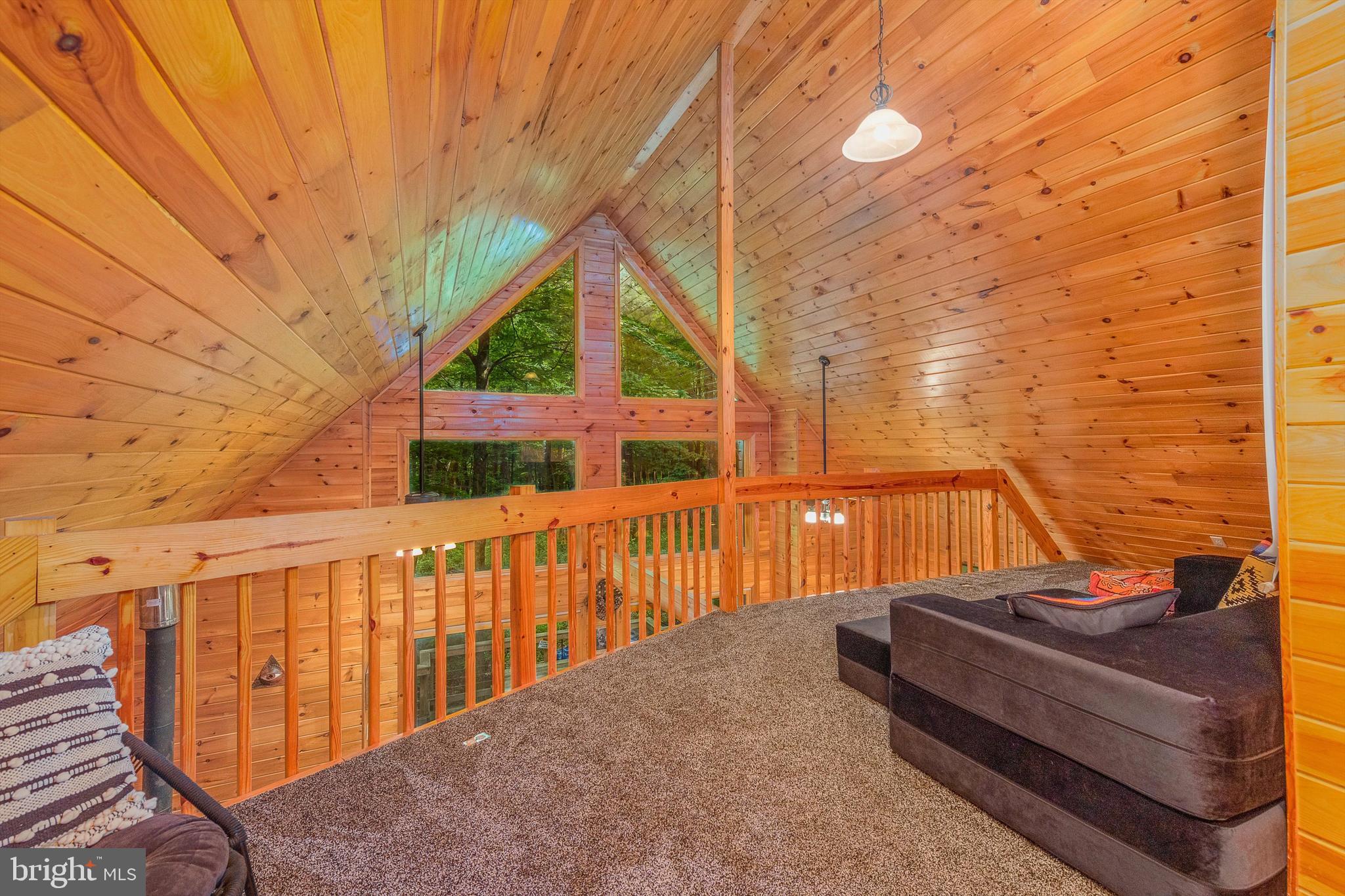 COOLFONT MOUNTAINSIDE - Residential