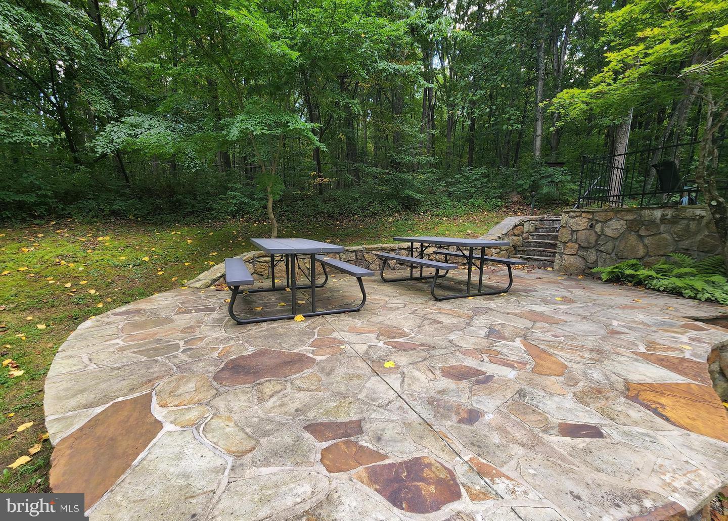 COOLFONT MOUNTAINSIDE - Residential