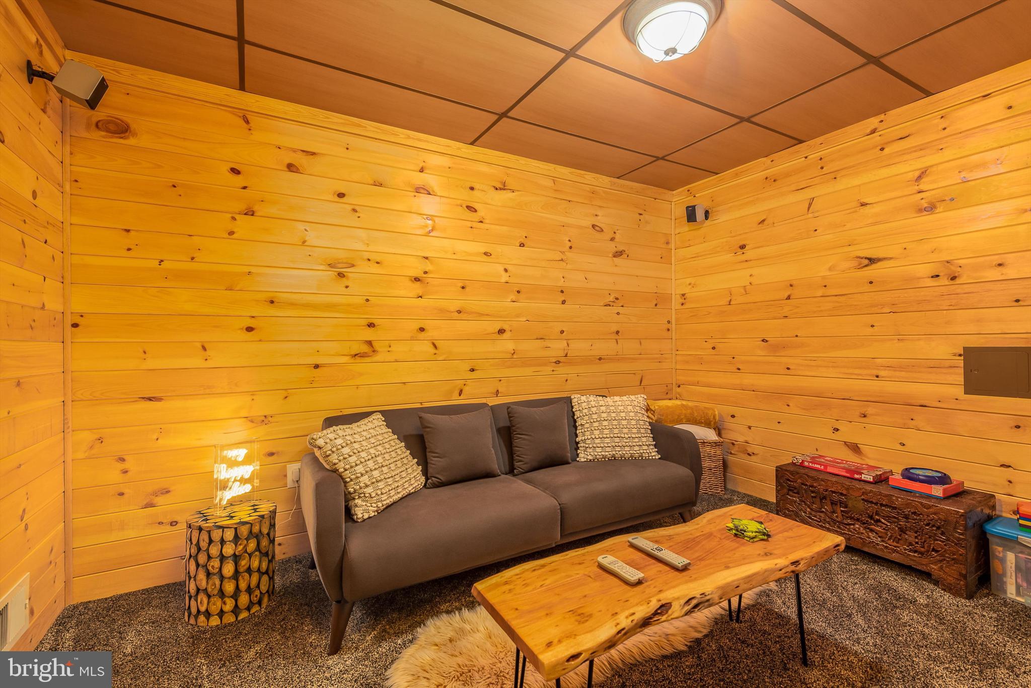 COOLFONT MOUNTAINSIDE - Residential