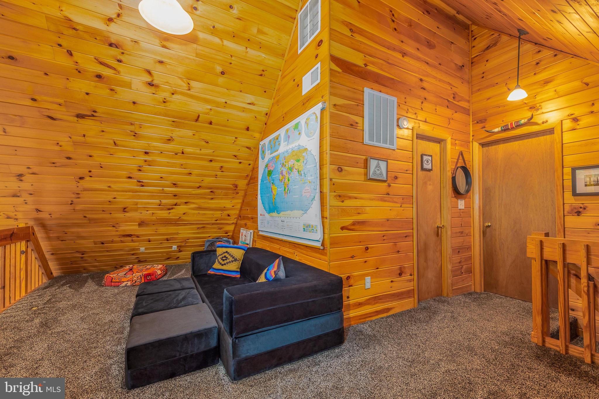 COOLFONT MOUNTAINSIDE - Residential