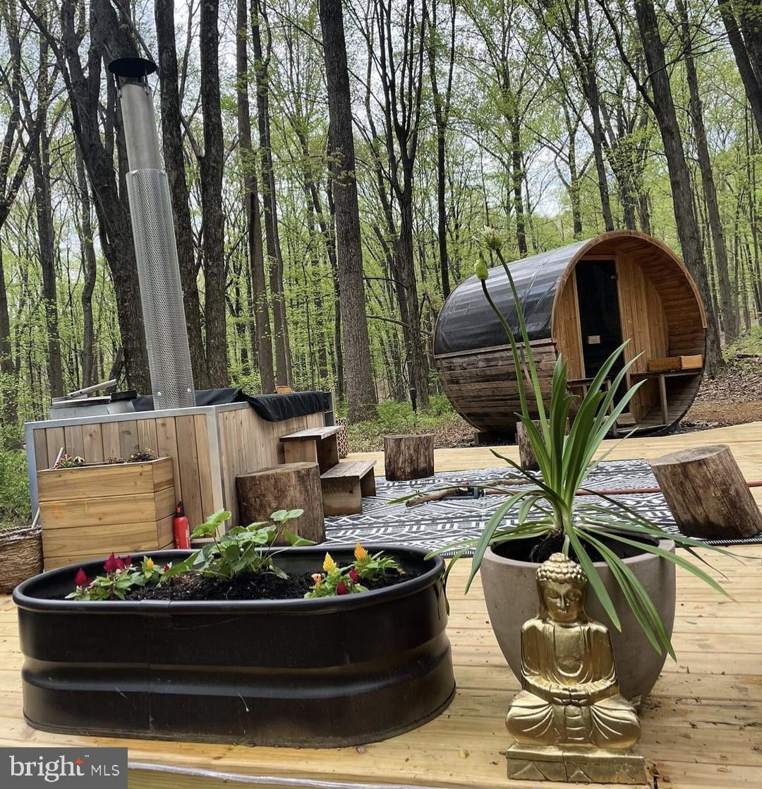 COOLFONT MOUNTAINSIDE - Residential