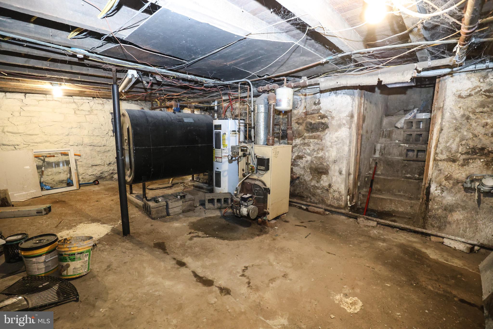 FOUNTAIN SPRINGS - Residential