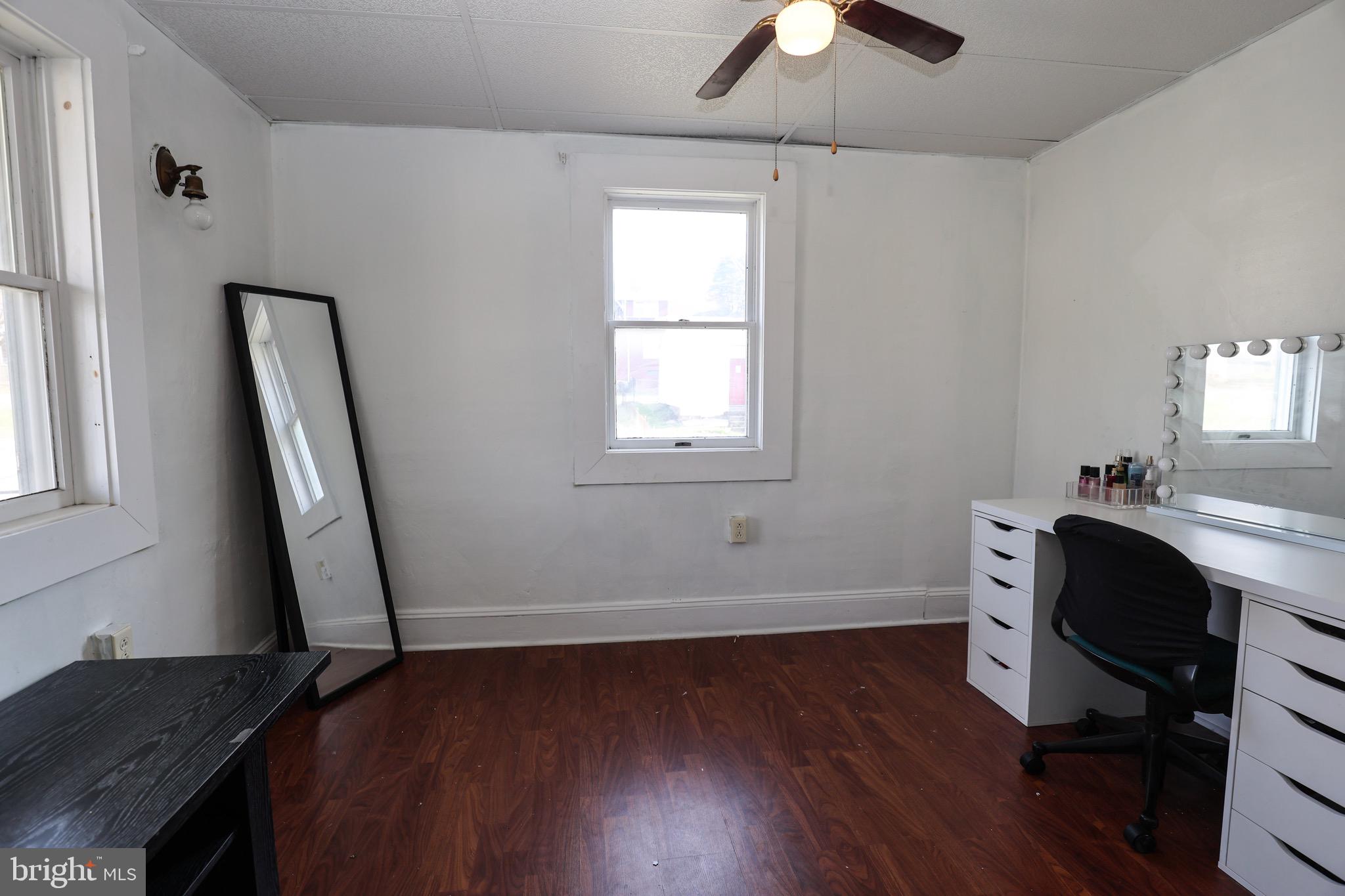 FOUNTAIN SPRINGS - Residential