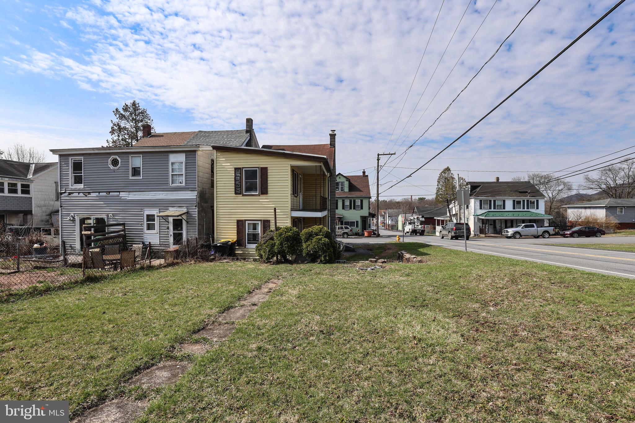 FOUNTAIN SPRINGS - Residential