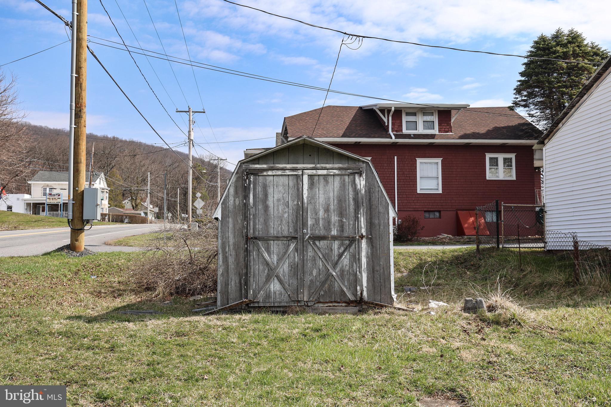 FOUNTAIN SPRINGS - Residential