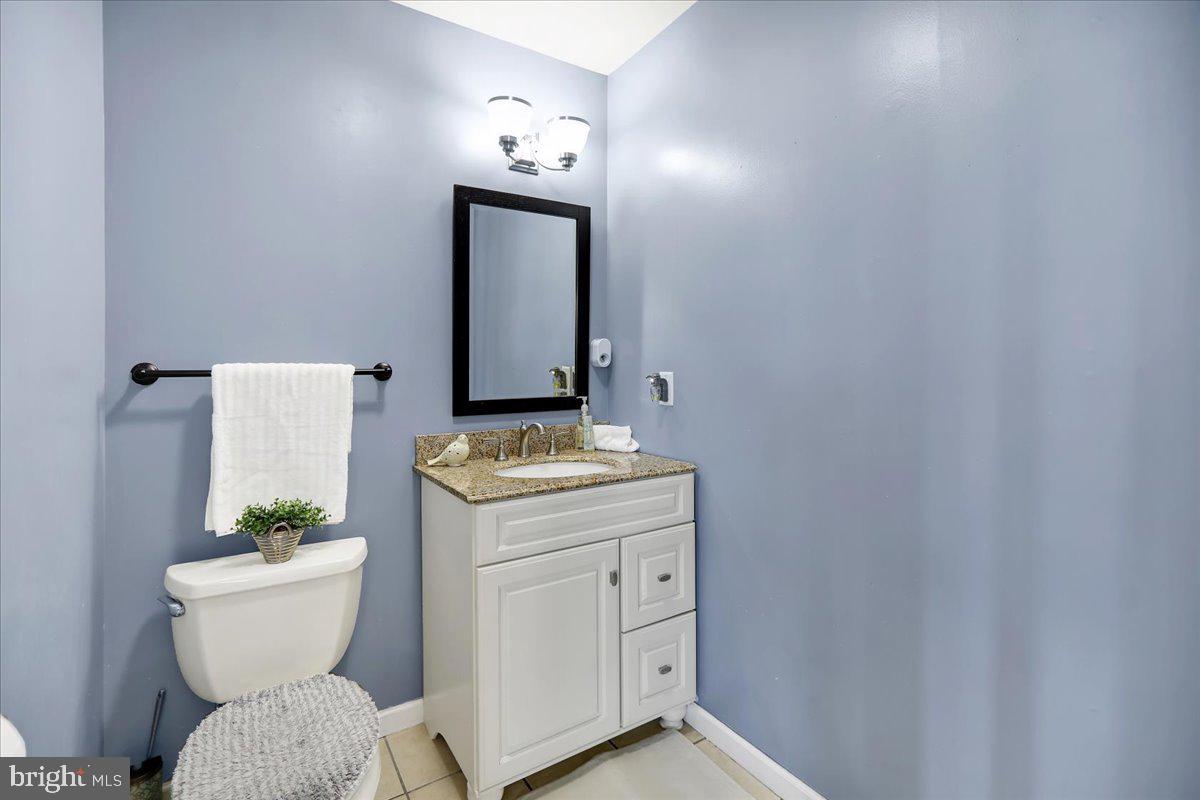 WEST LAWN - Residential