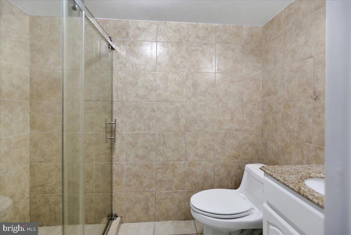 WEST LAWN - Residential