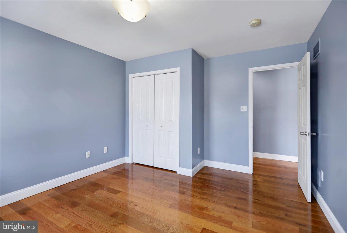 WEST LAWN - Residential