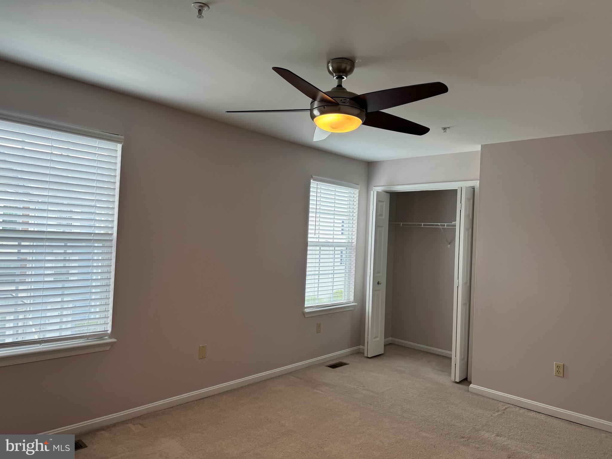 COLUMBIA PARK - Residential Lease