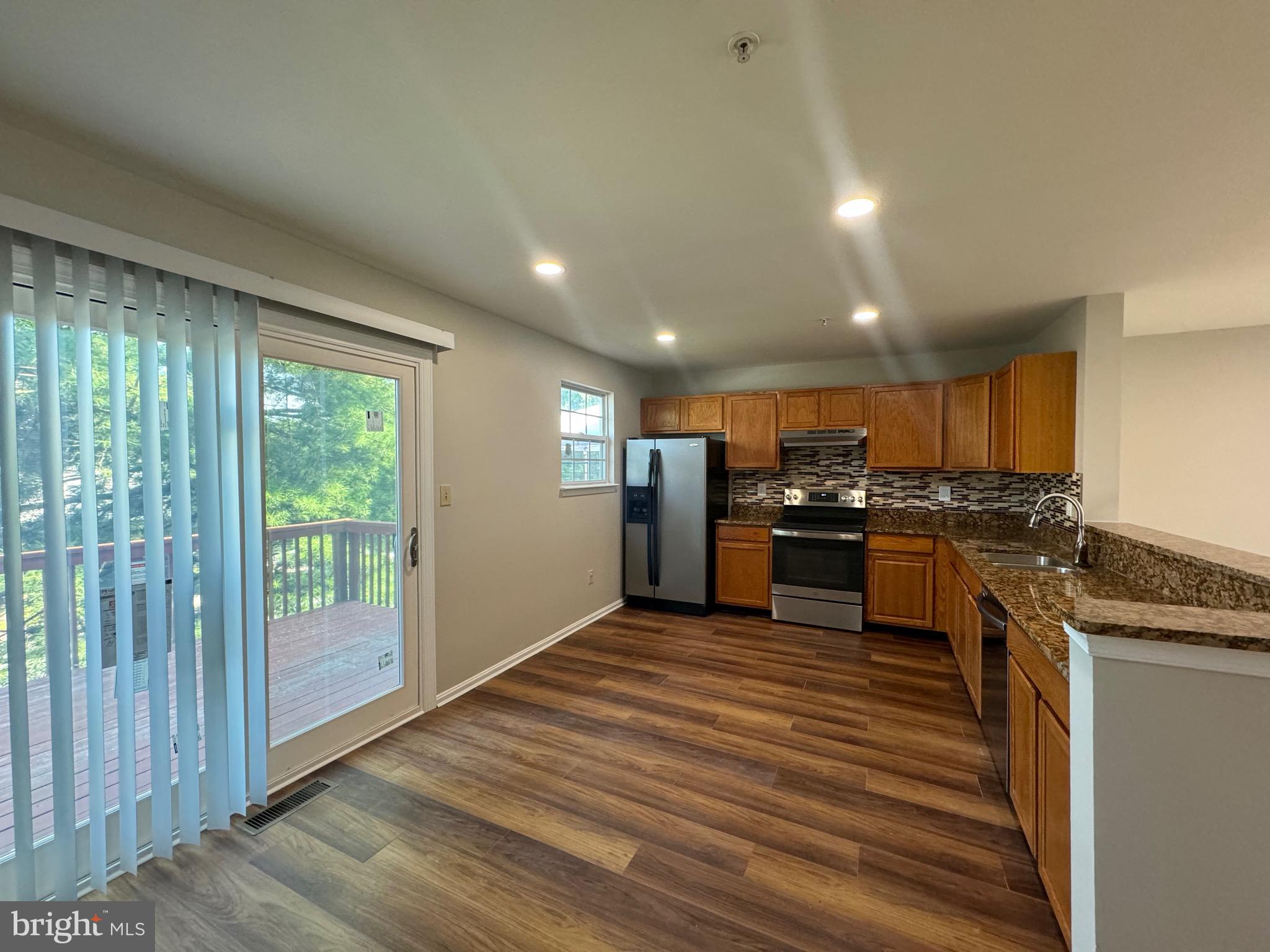 COLUMBIA PARK - Residential Lease