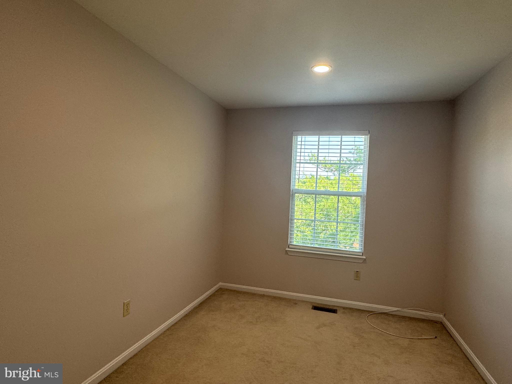 COLUMBIA PARK - Residential Lease