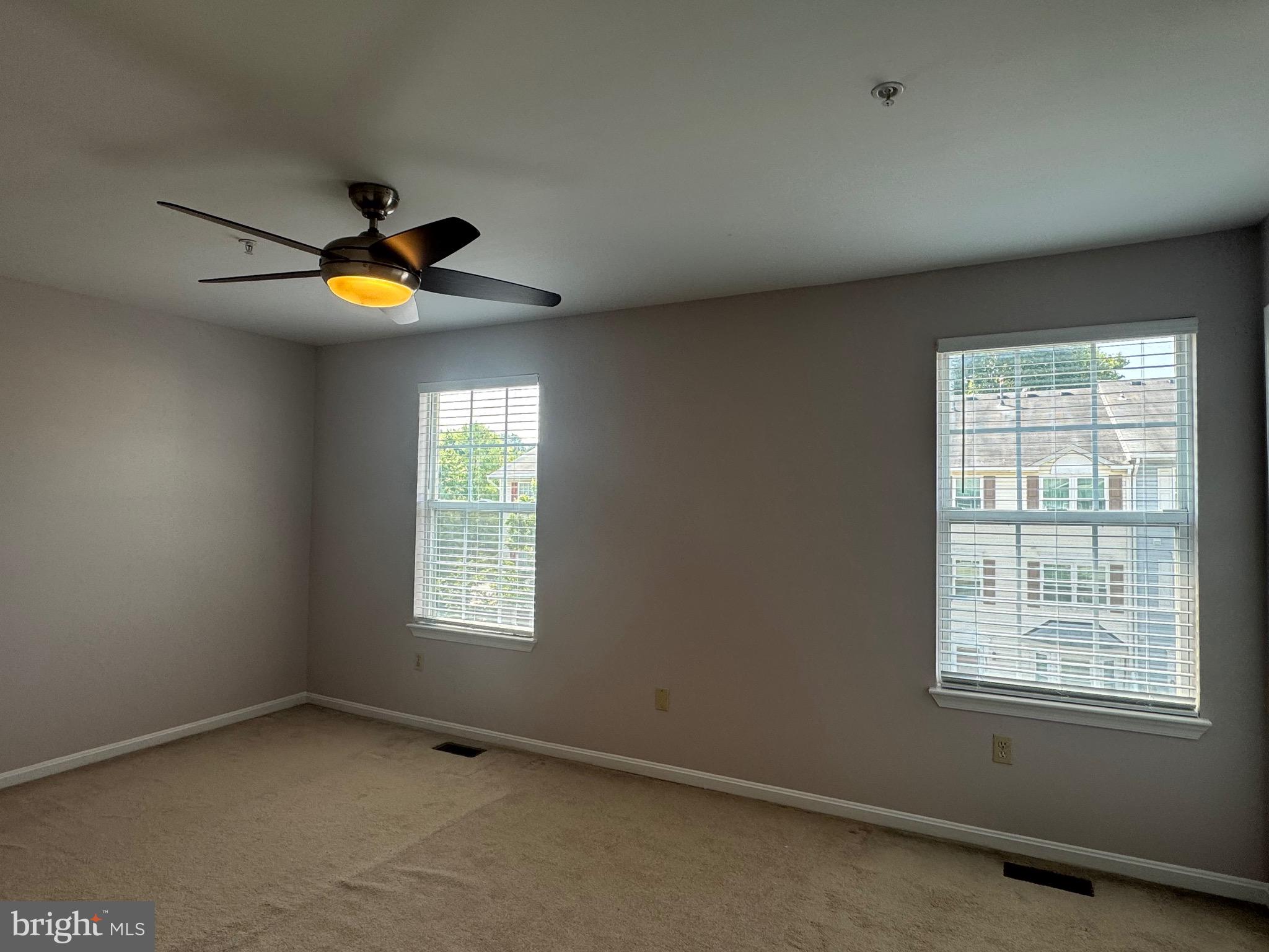 COLUMBIA PARK - Residential Lease