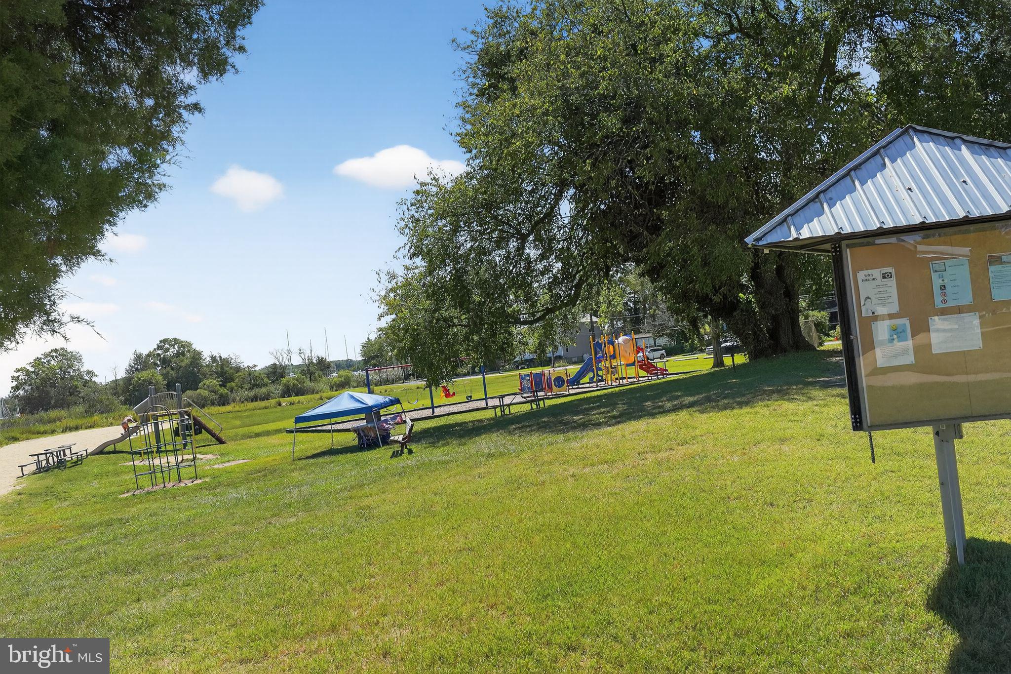 SELBY ON THE BAY - Residential