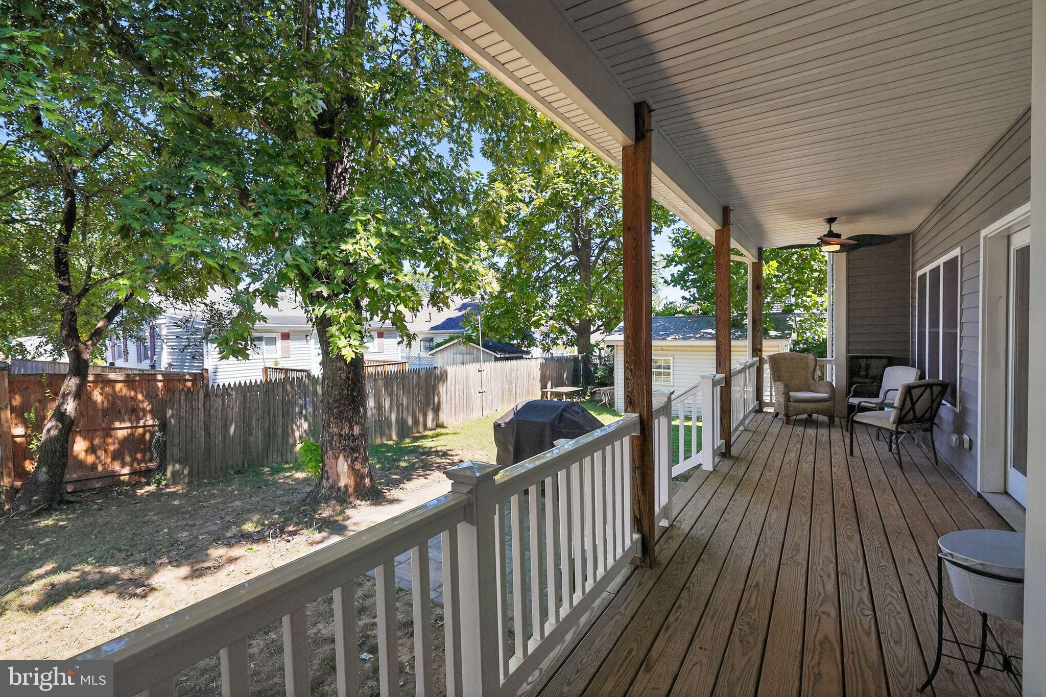 SELBY ON THE BAY - Residential