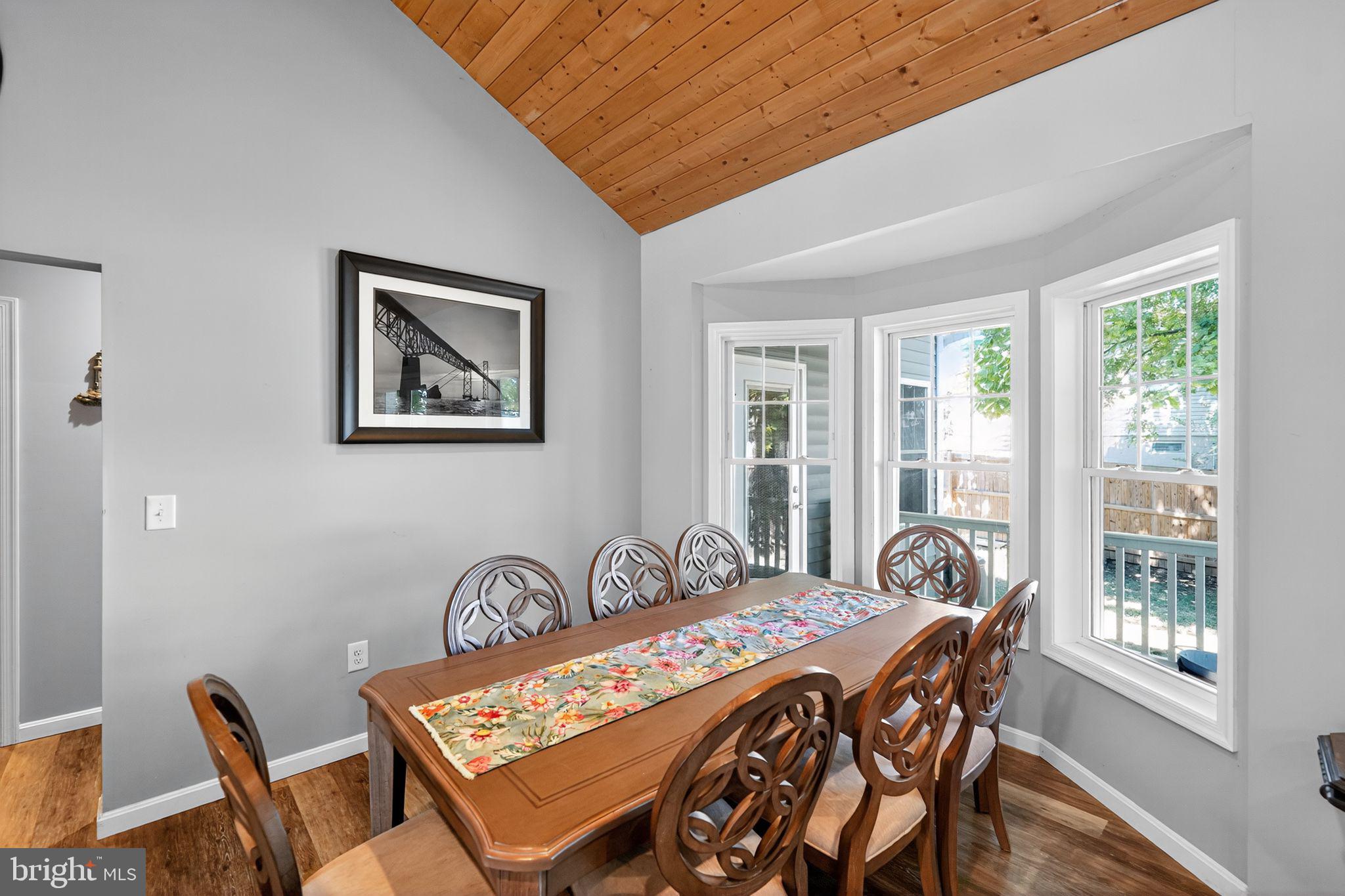 SELBY ON THE BAY - Residential