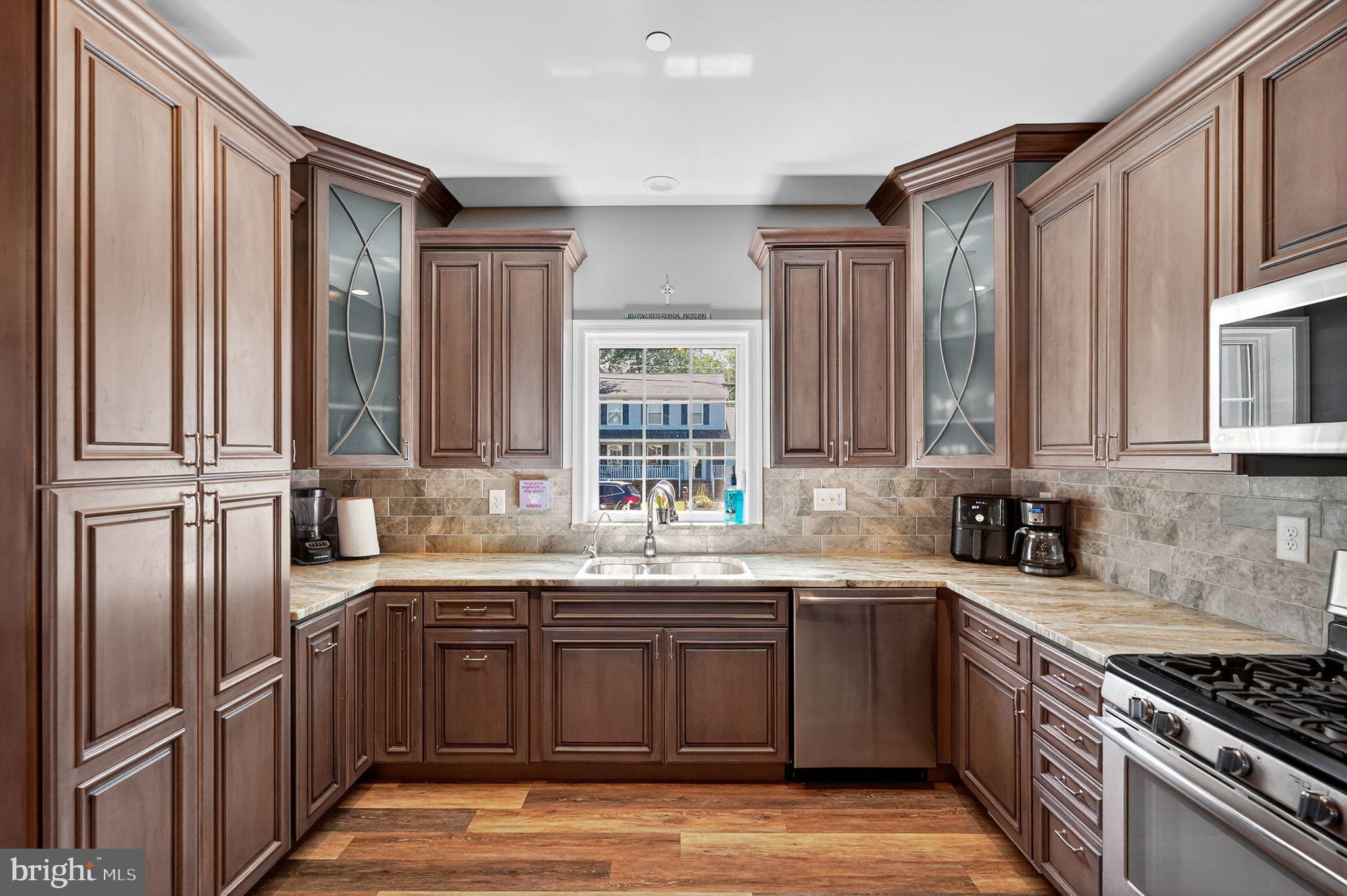 SELBY ON THE BAY - Residential