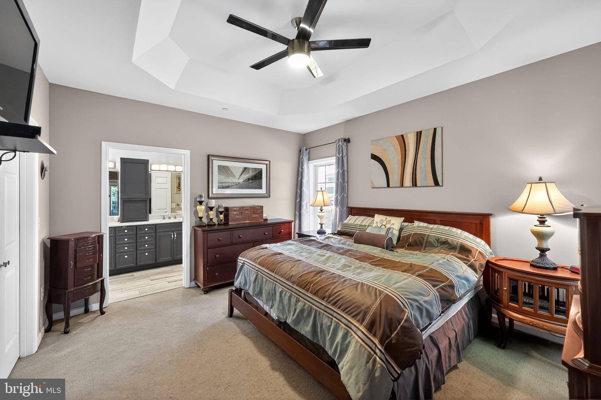 SELBY ON THE BAY - Residential