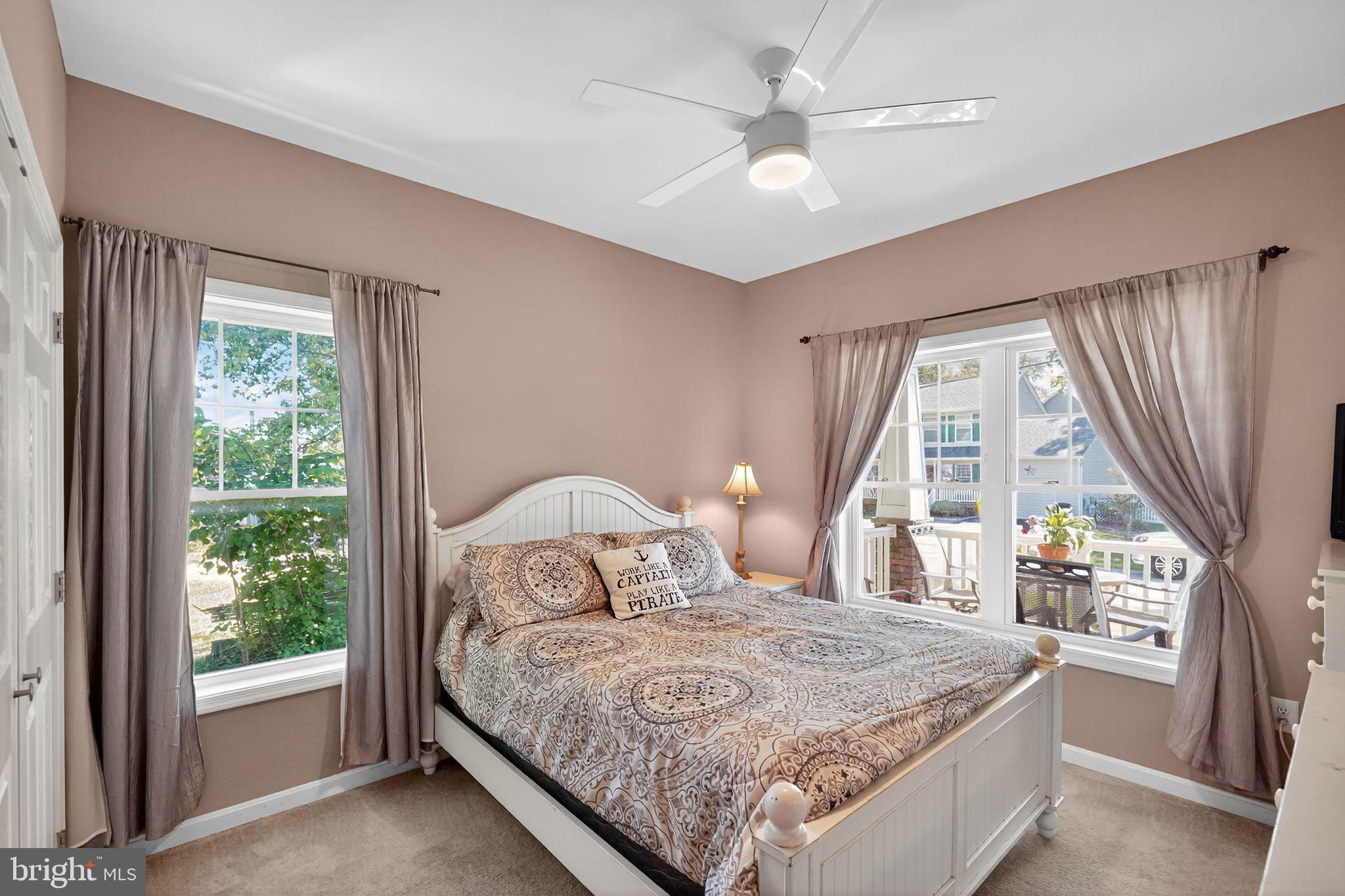 SELBY ON THE BAY - Residential