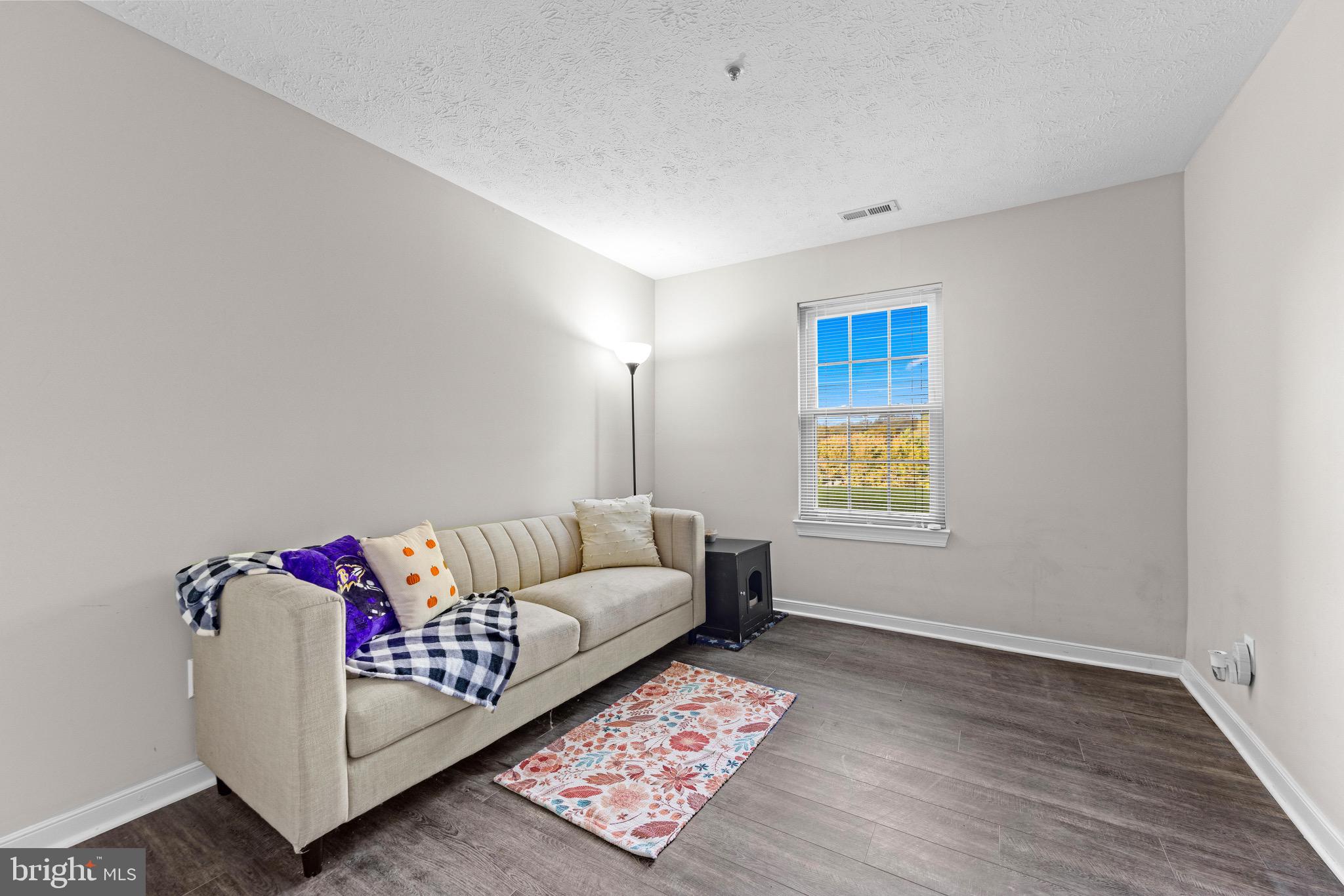 POND CONDOMINIUMS - Residential