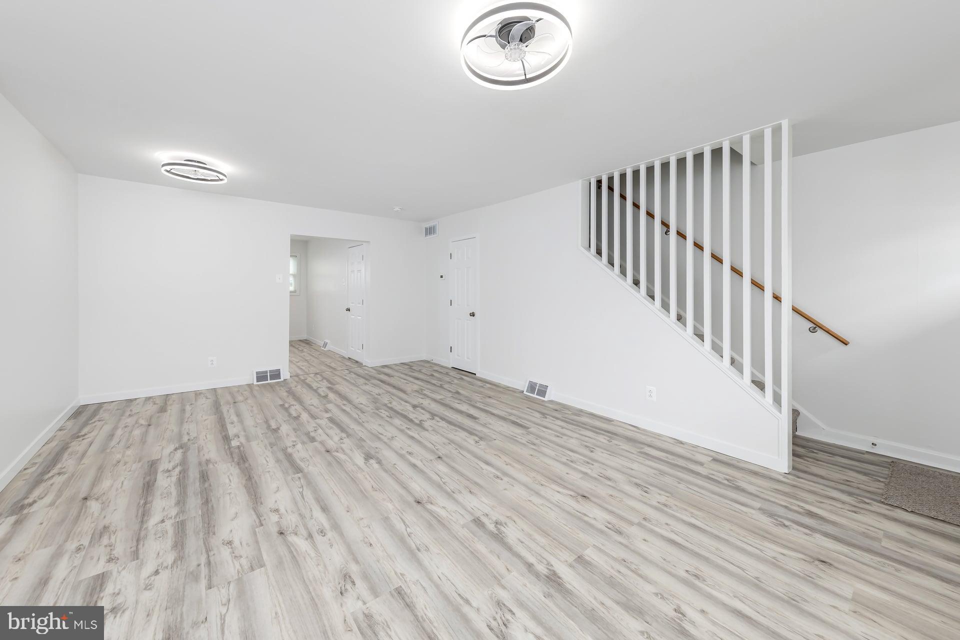 406 HUDSON STREET