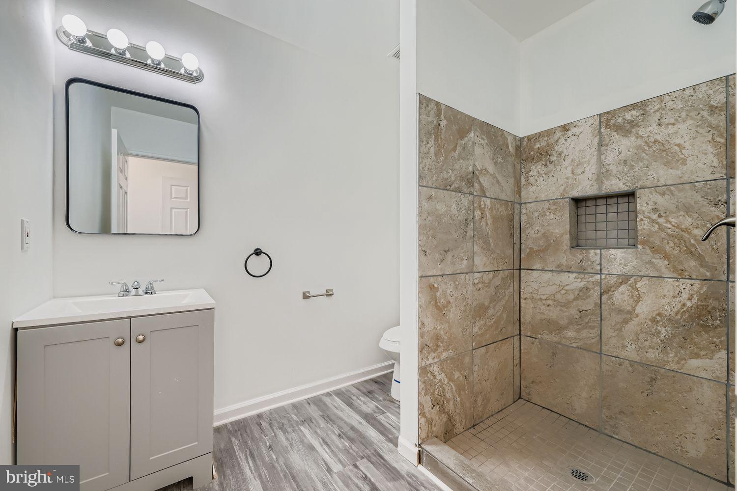 EAST BALTIMORE MIDWAY - Residential