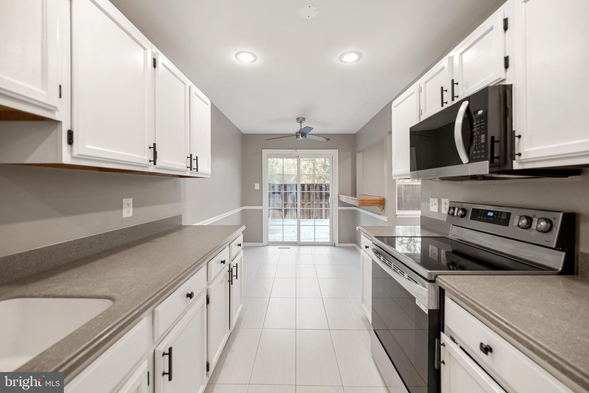 6104 OLD BRENTFORD COURT