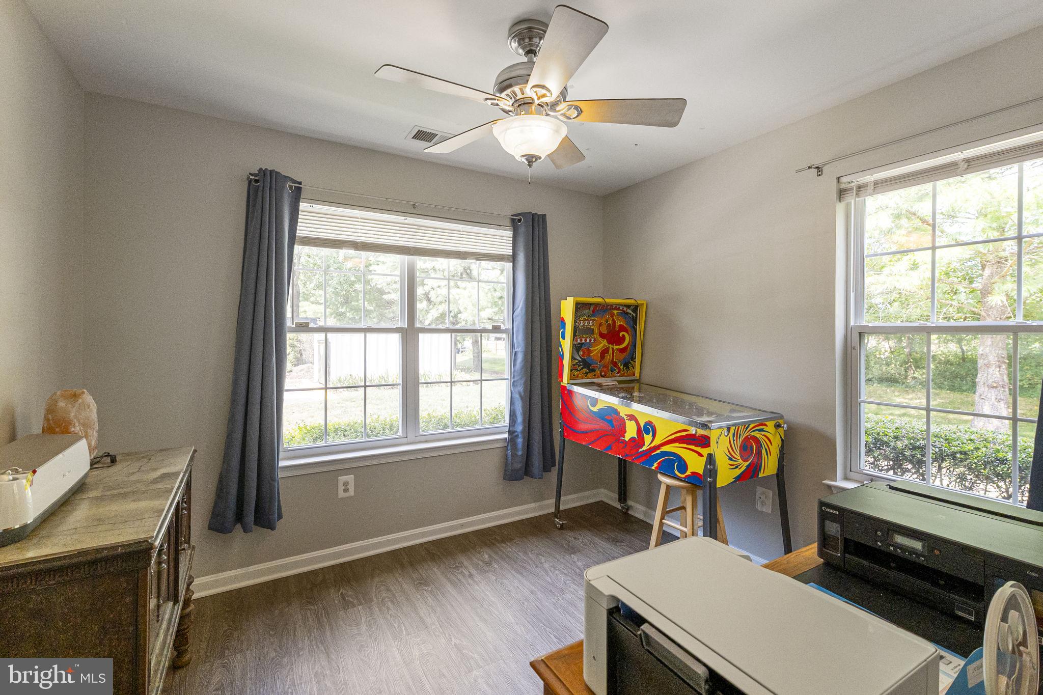 WINIFRED MANOR - Residential