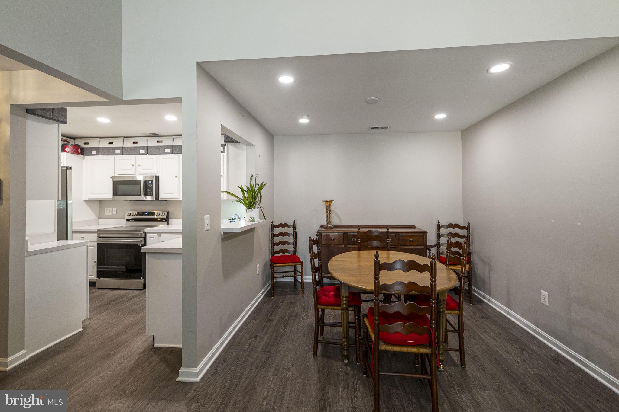 WINIFRED MANOR - Residential