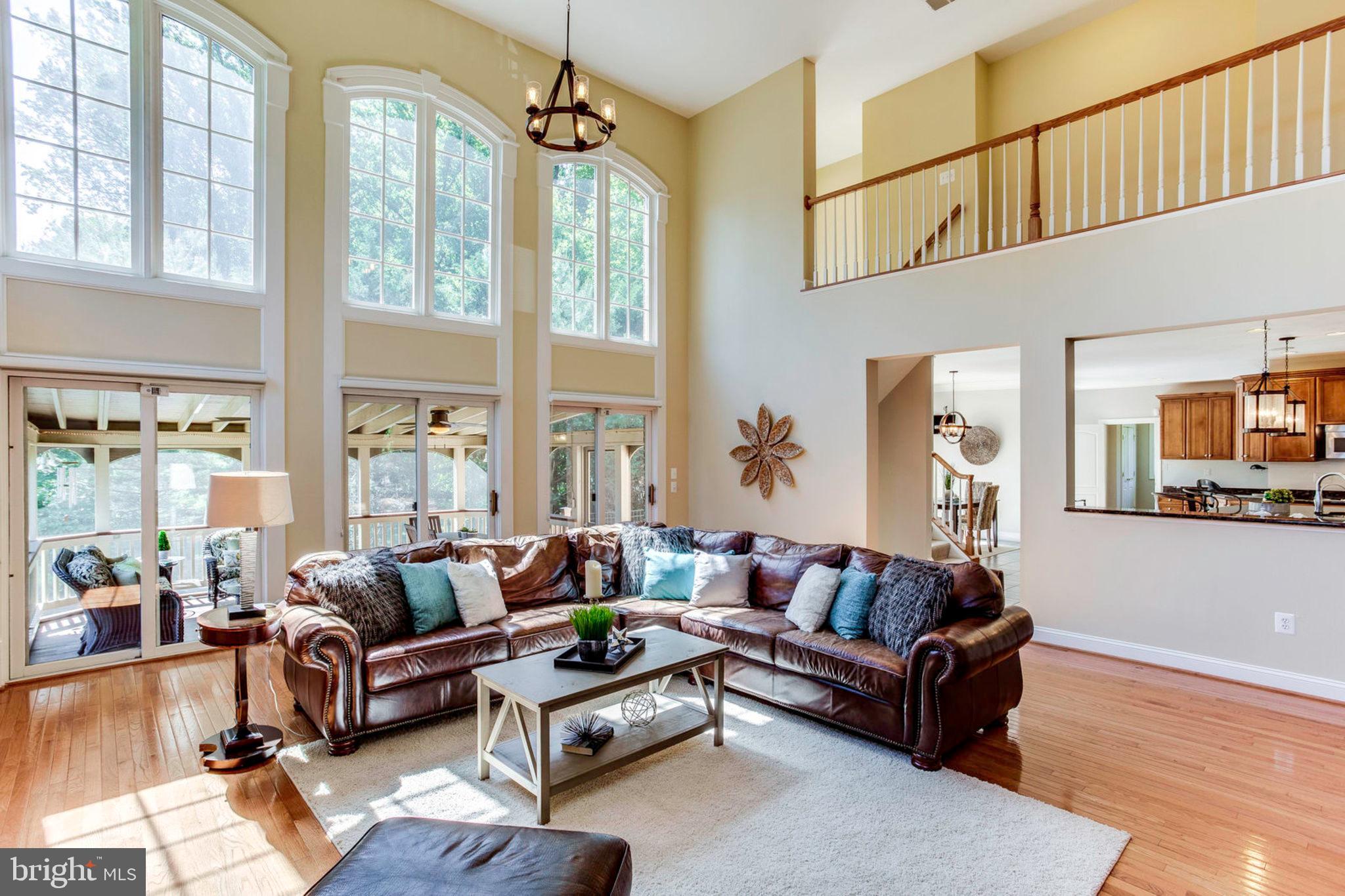 HUNTING HILLS - Residential