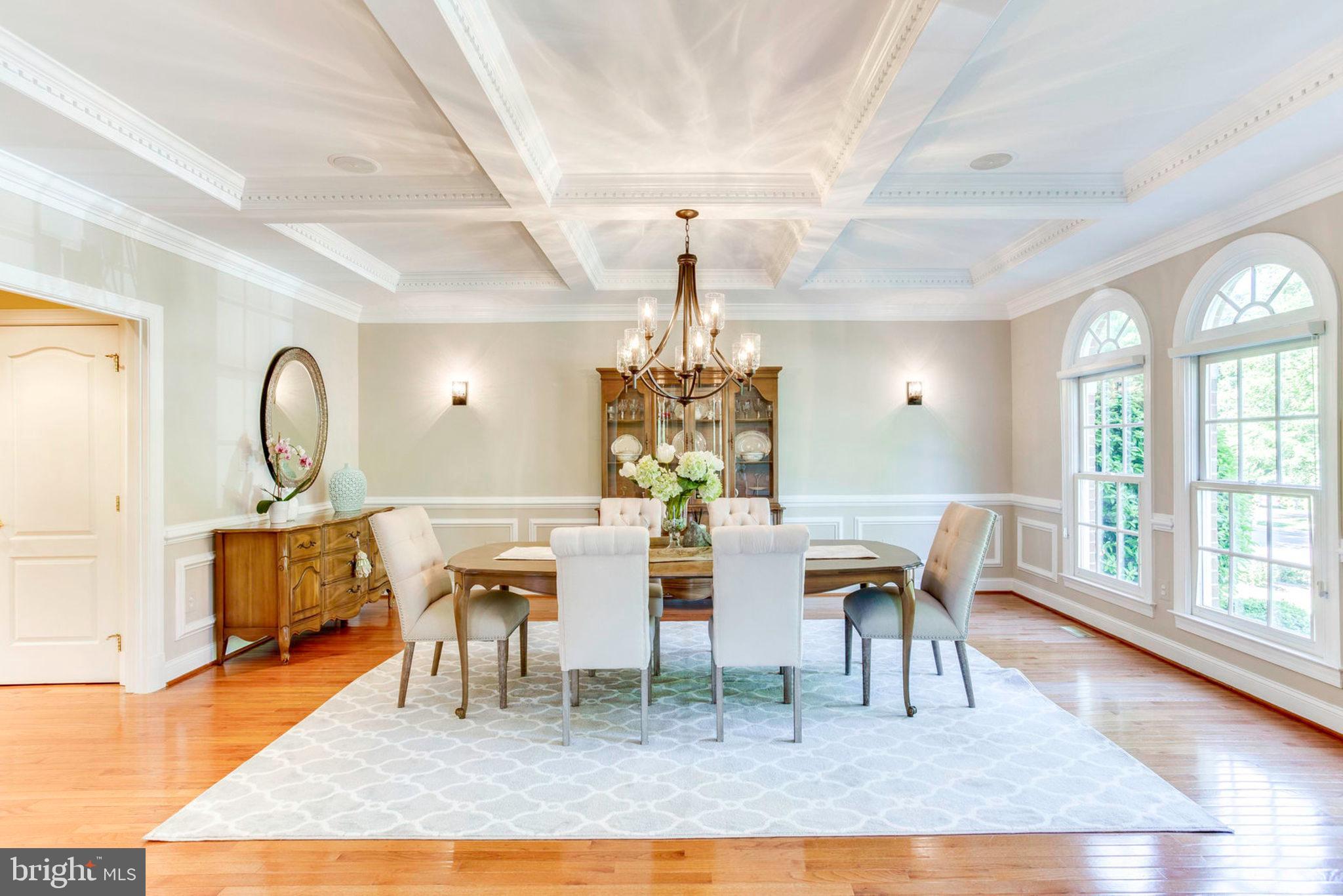 HUNTING HILLS - Residential