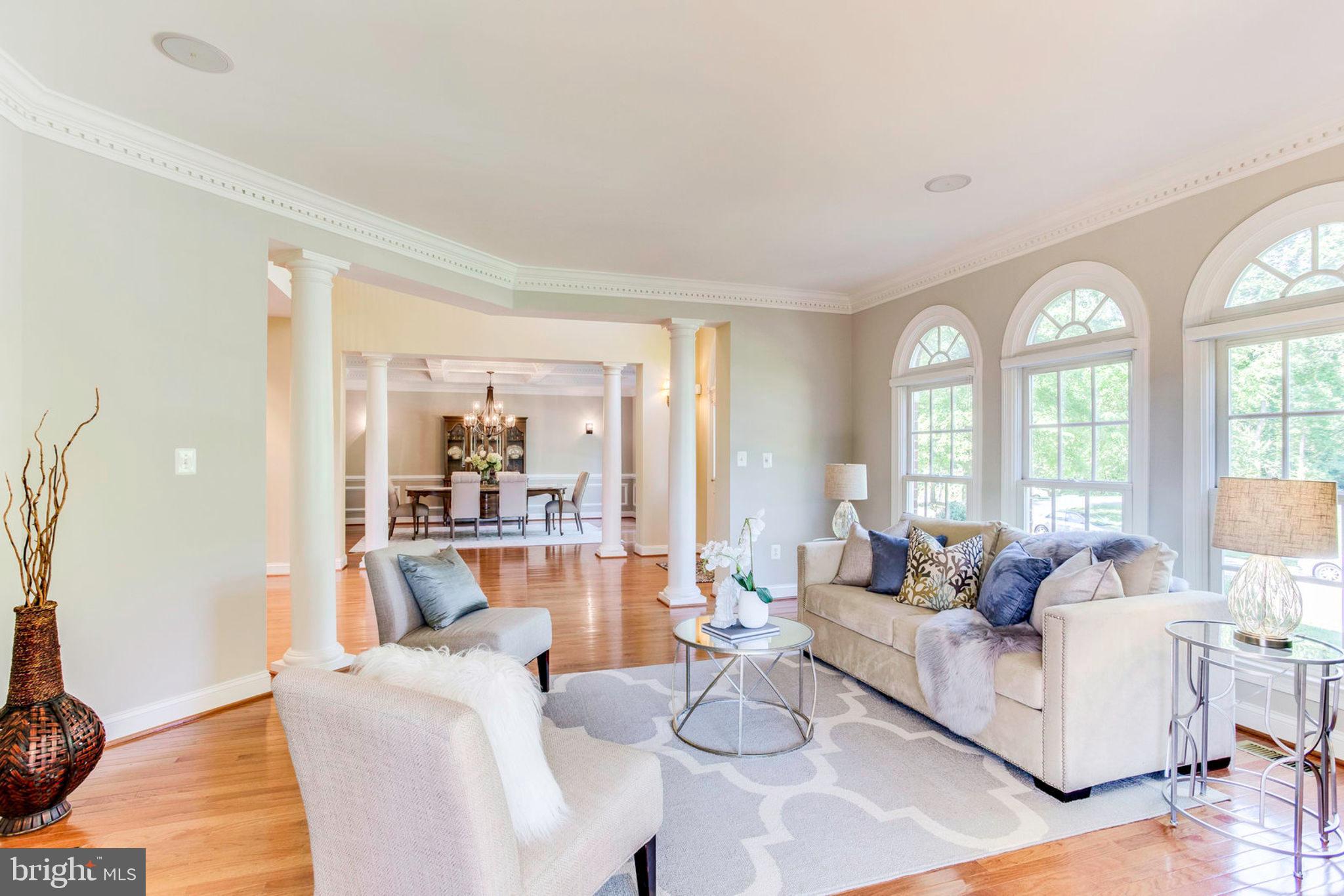 HUNTING HILLS - Residential