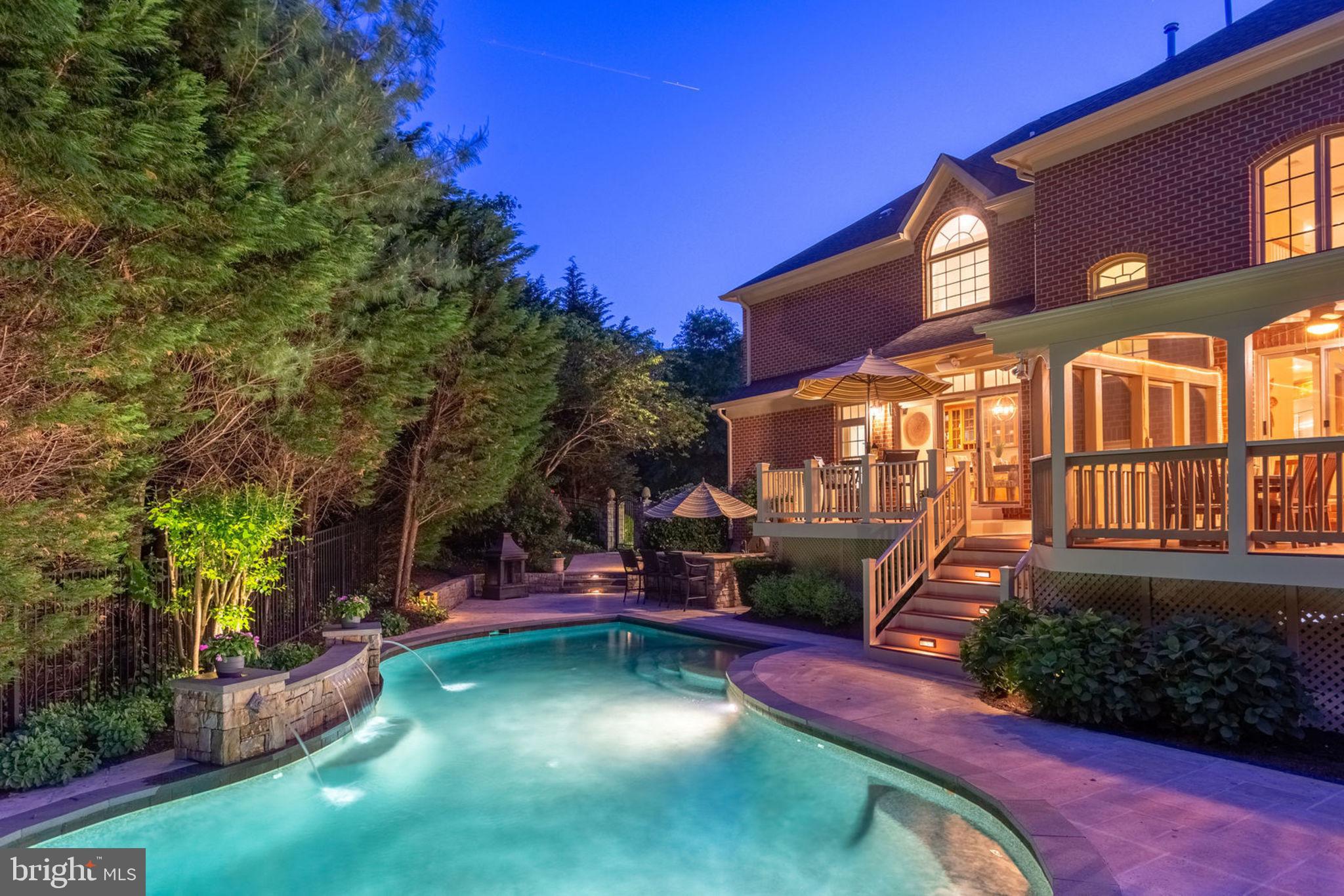 HUNTING HILLS - Residential