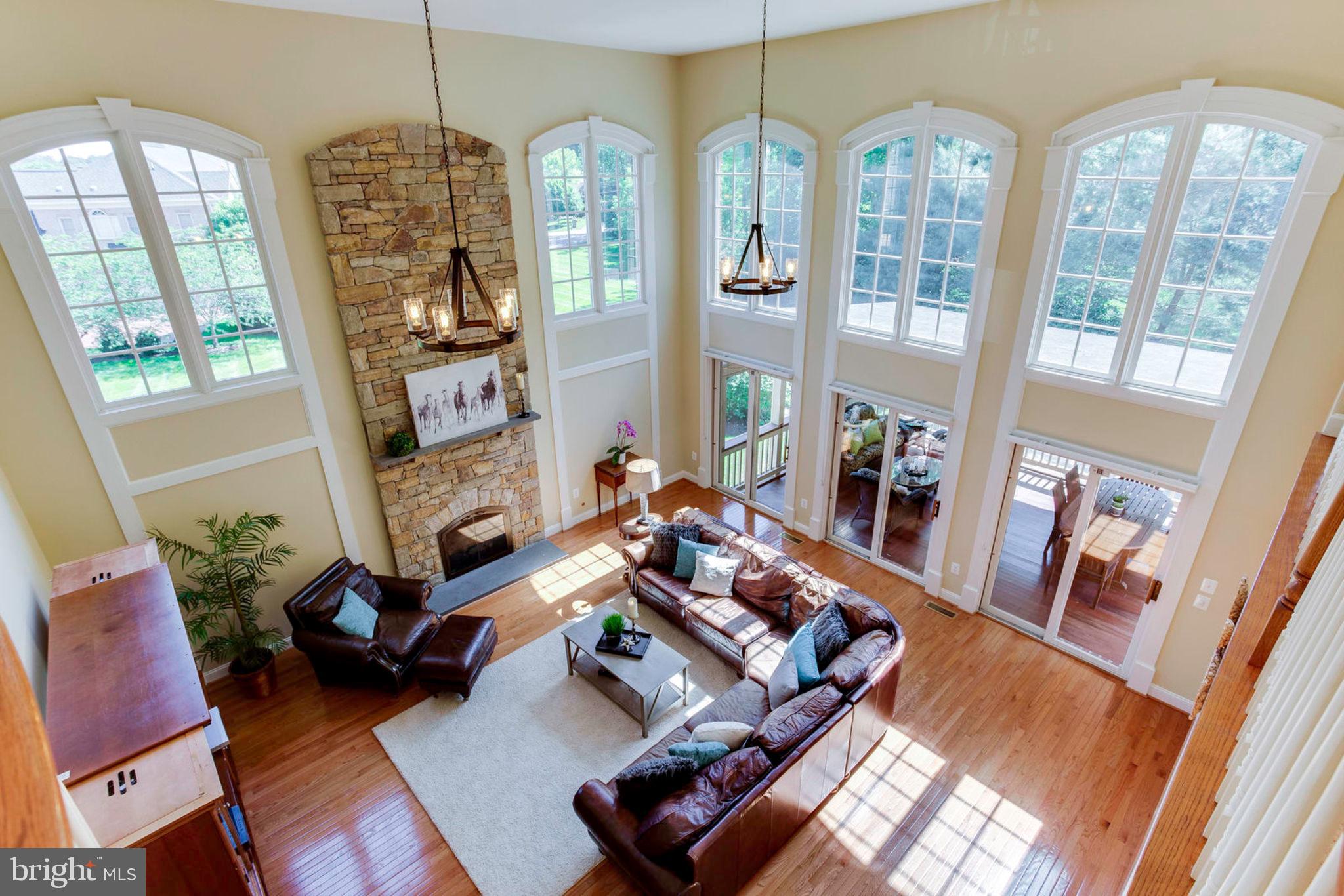 HUNTING HILLS - Residential