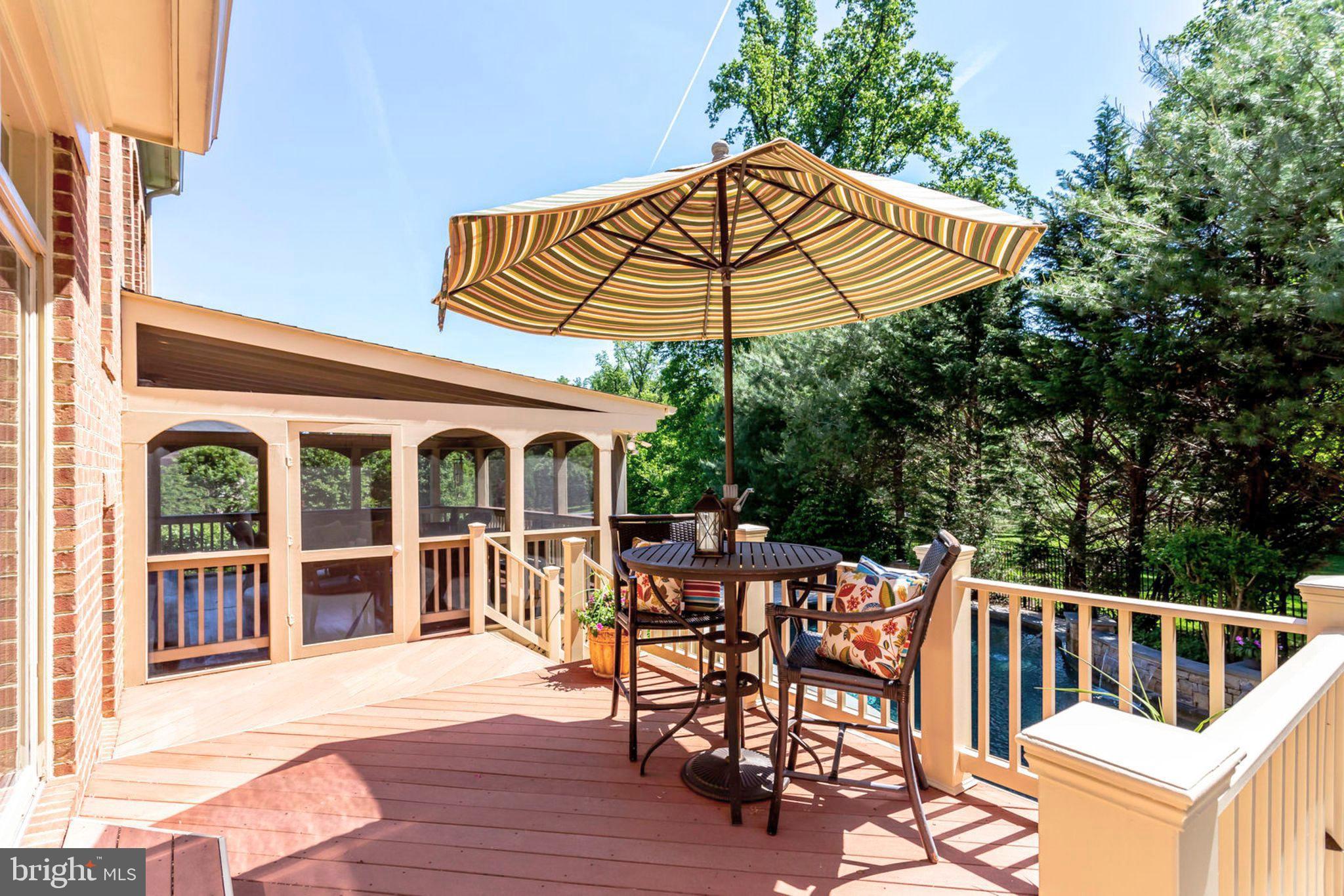 HUNTING HILLS - Residential