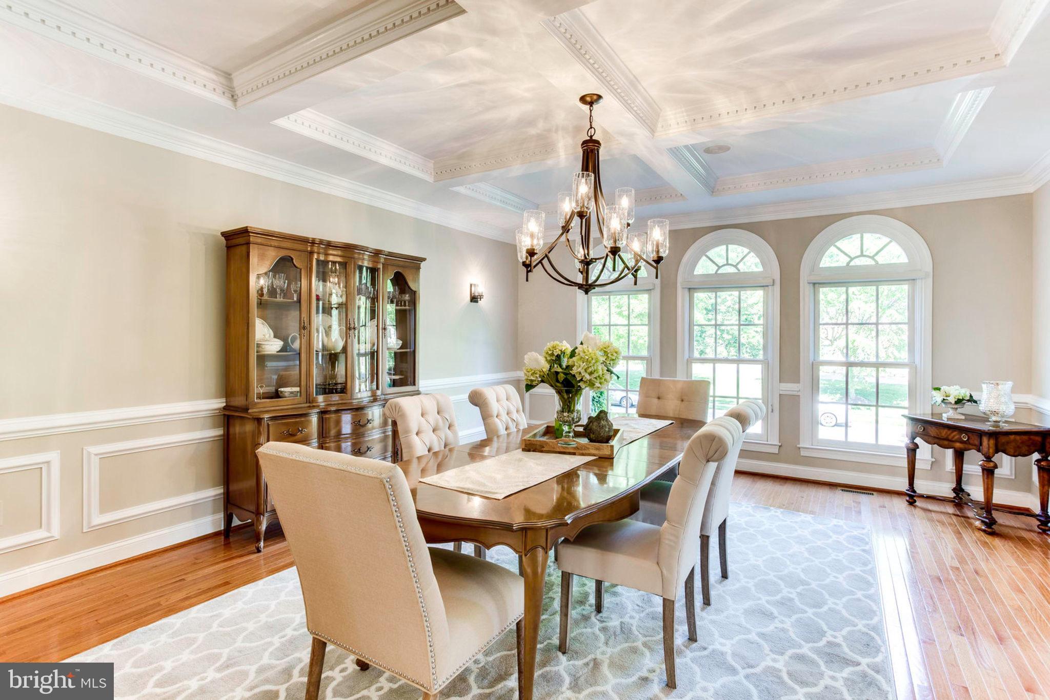 HUNTING HILLS - Residential