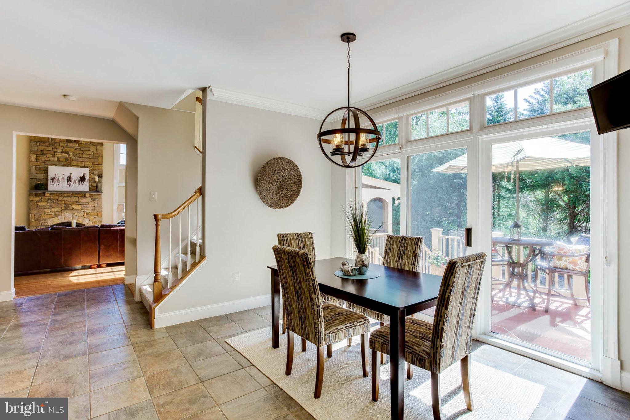 HUNTING HILLS - Residential