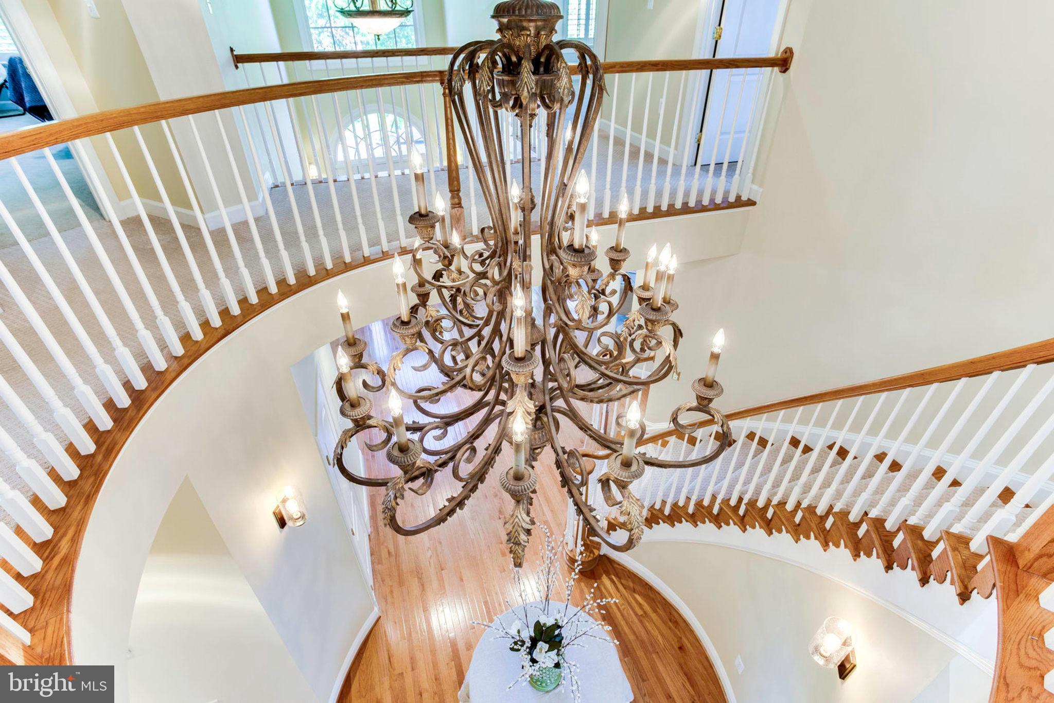 HUNTING HILLS - Residential