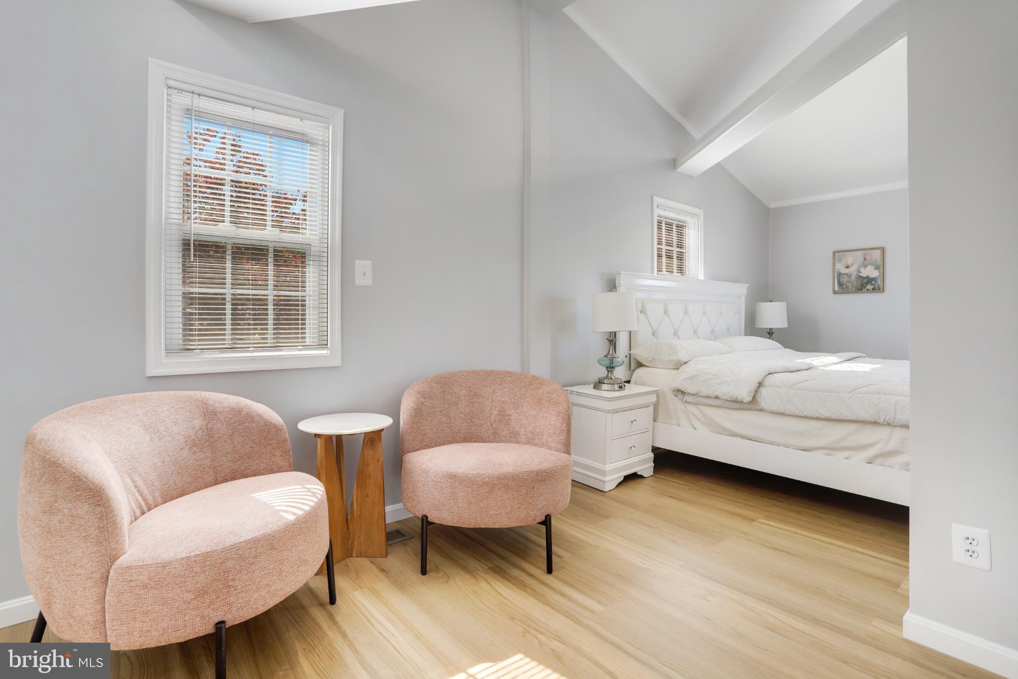 WEST LAWN - Residential