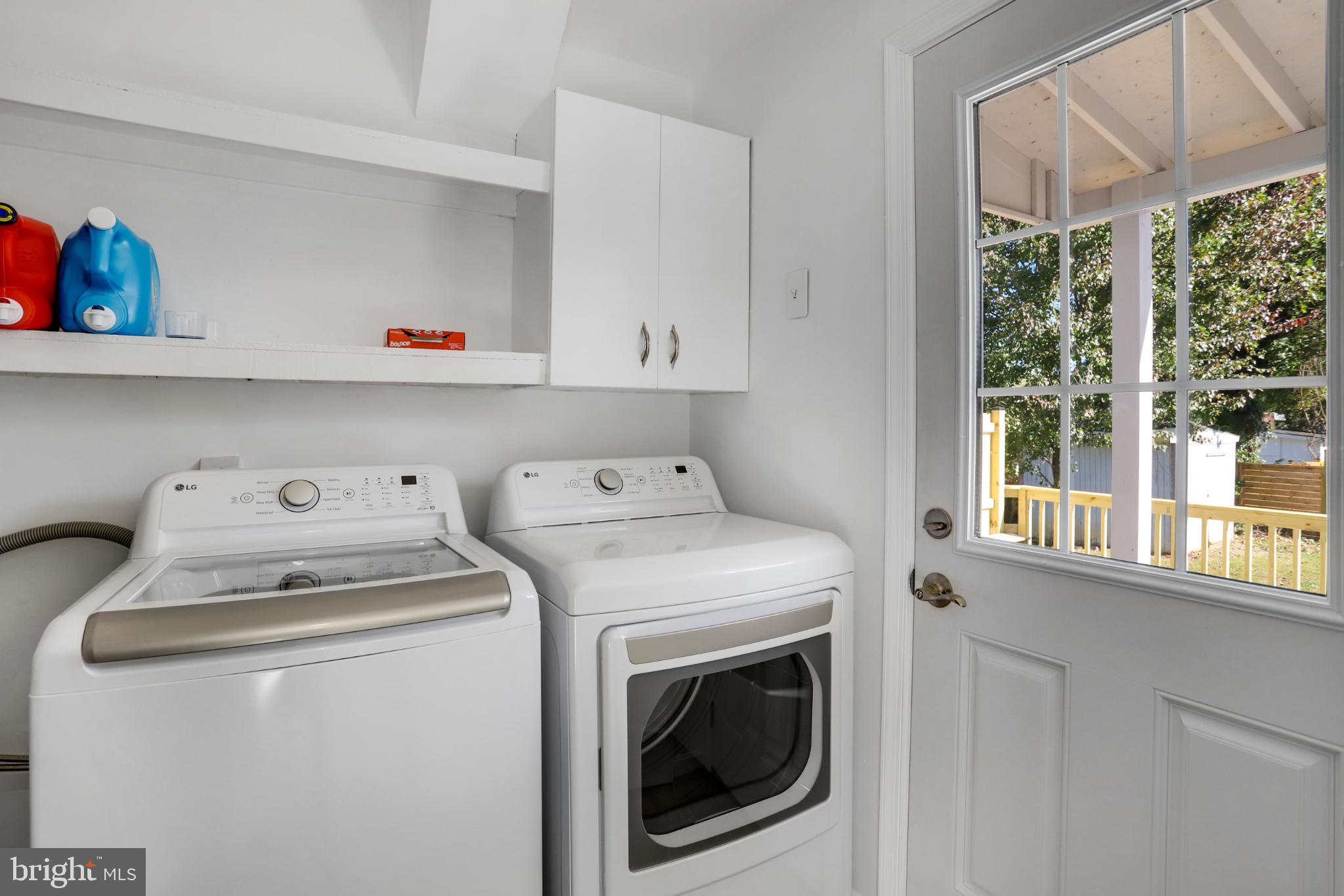 WEST LAWN - Residential