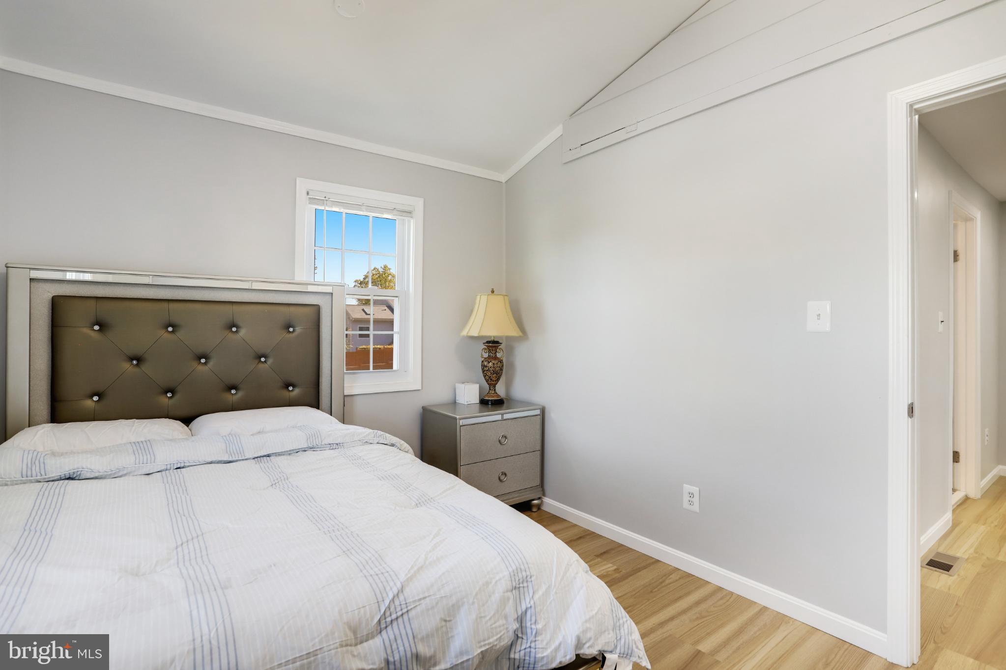 WEST LAWN - Residential