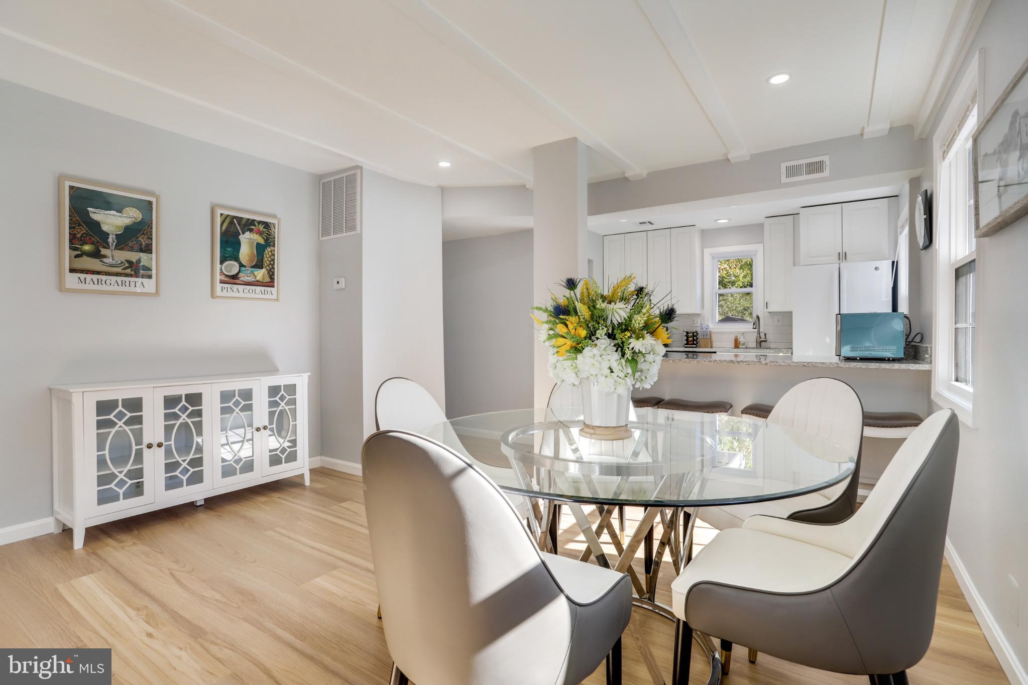 WEST LAWN - Residential