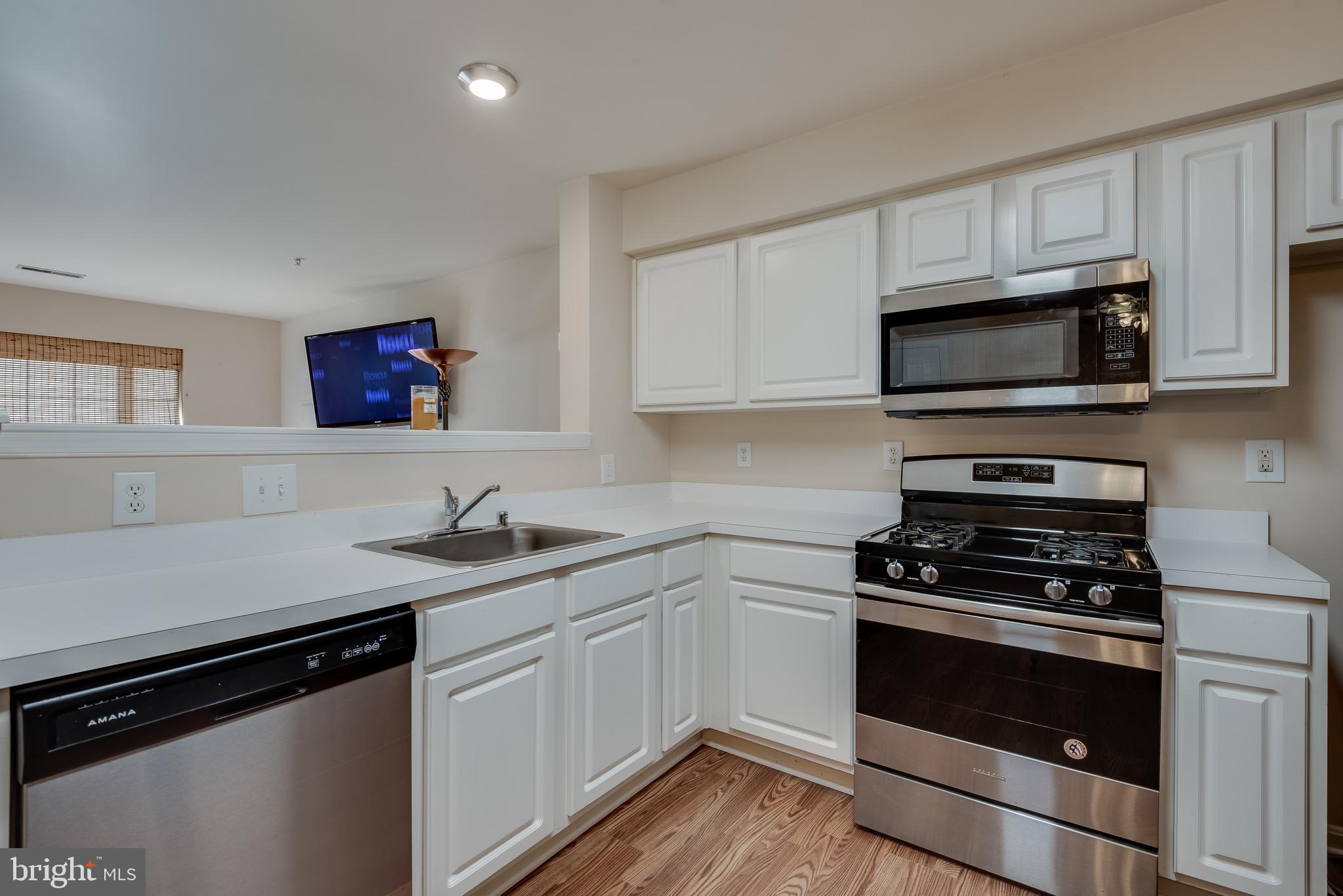 CLOVERLEAF COMMONS - Residential