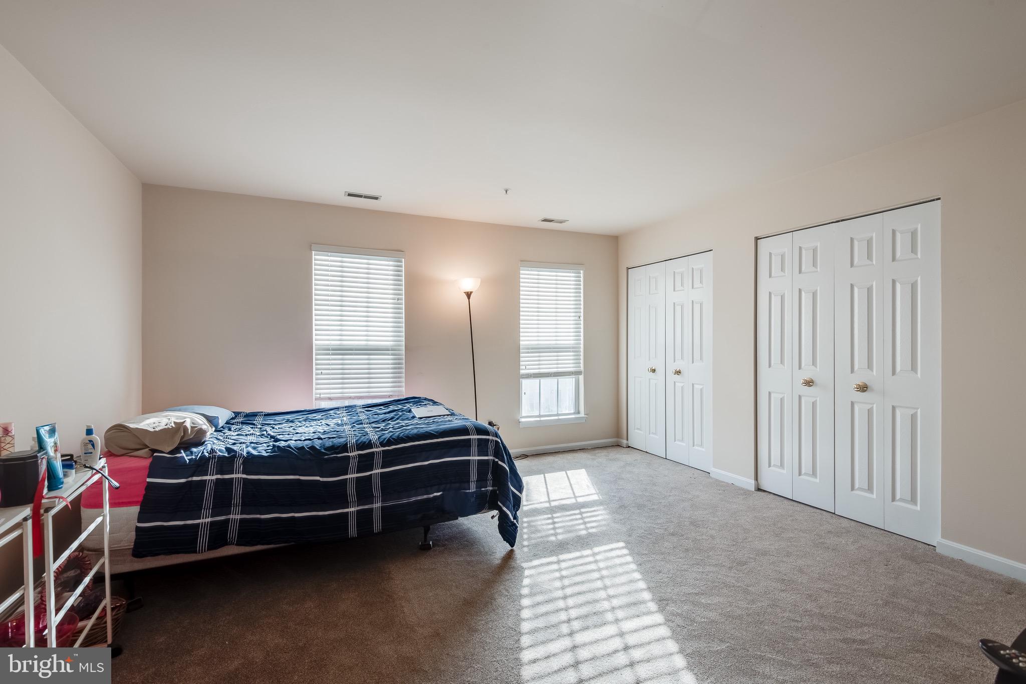 CLOVERLEAF COMMONS - Residential