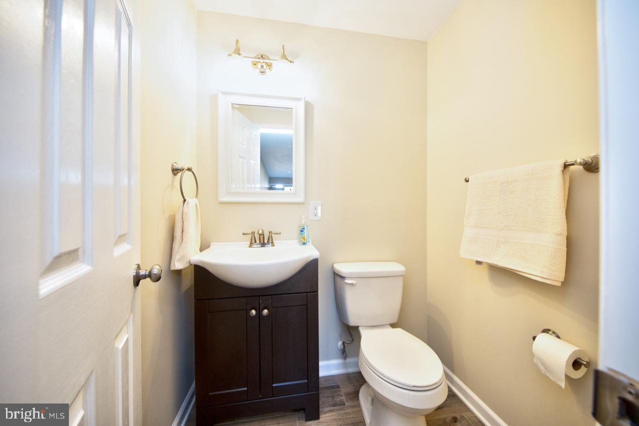 CONSTANT FRIENDSHIP - Residential