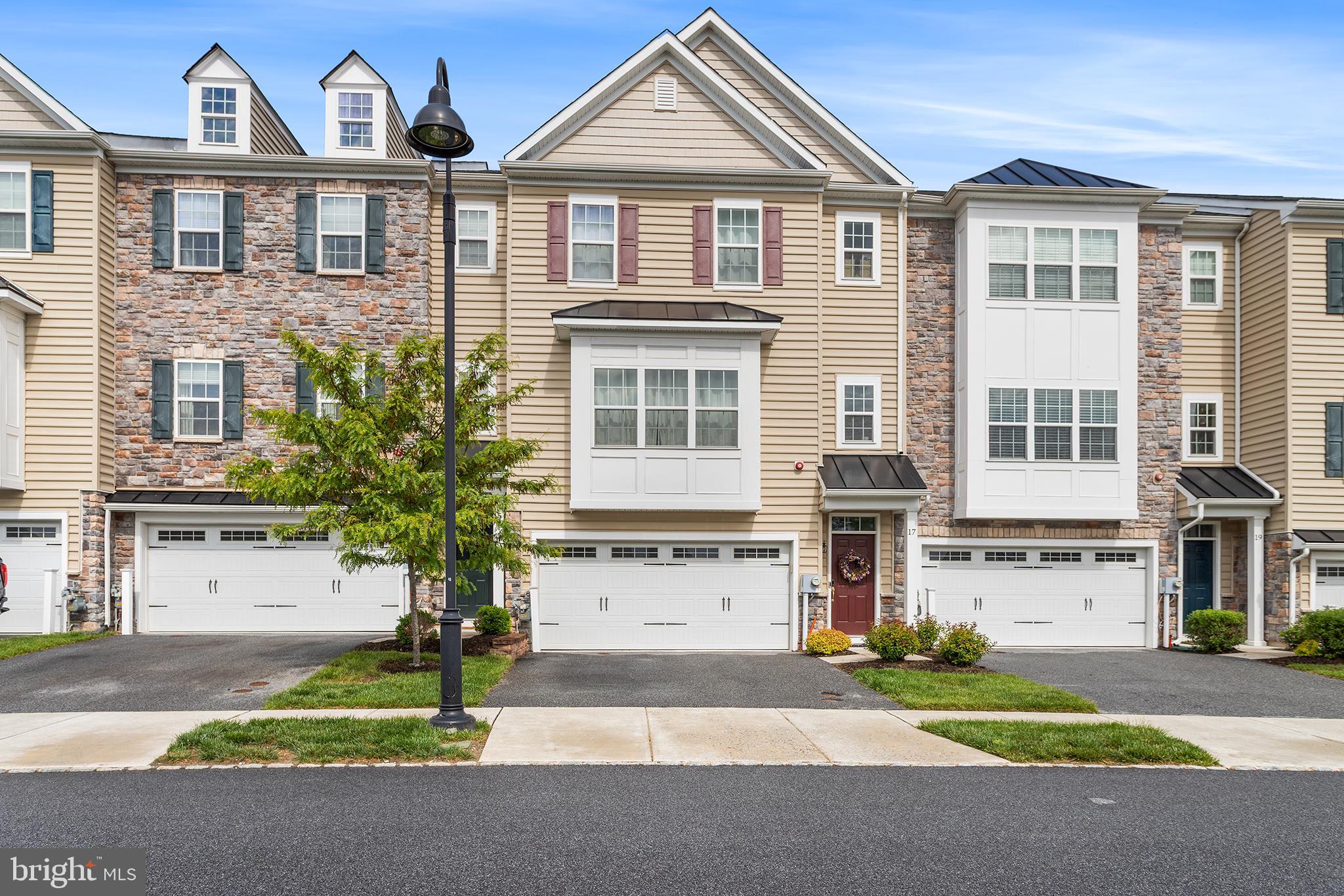THE RES AT ROSE TREE - Residential