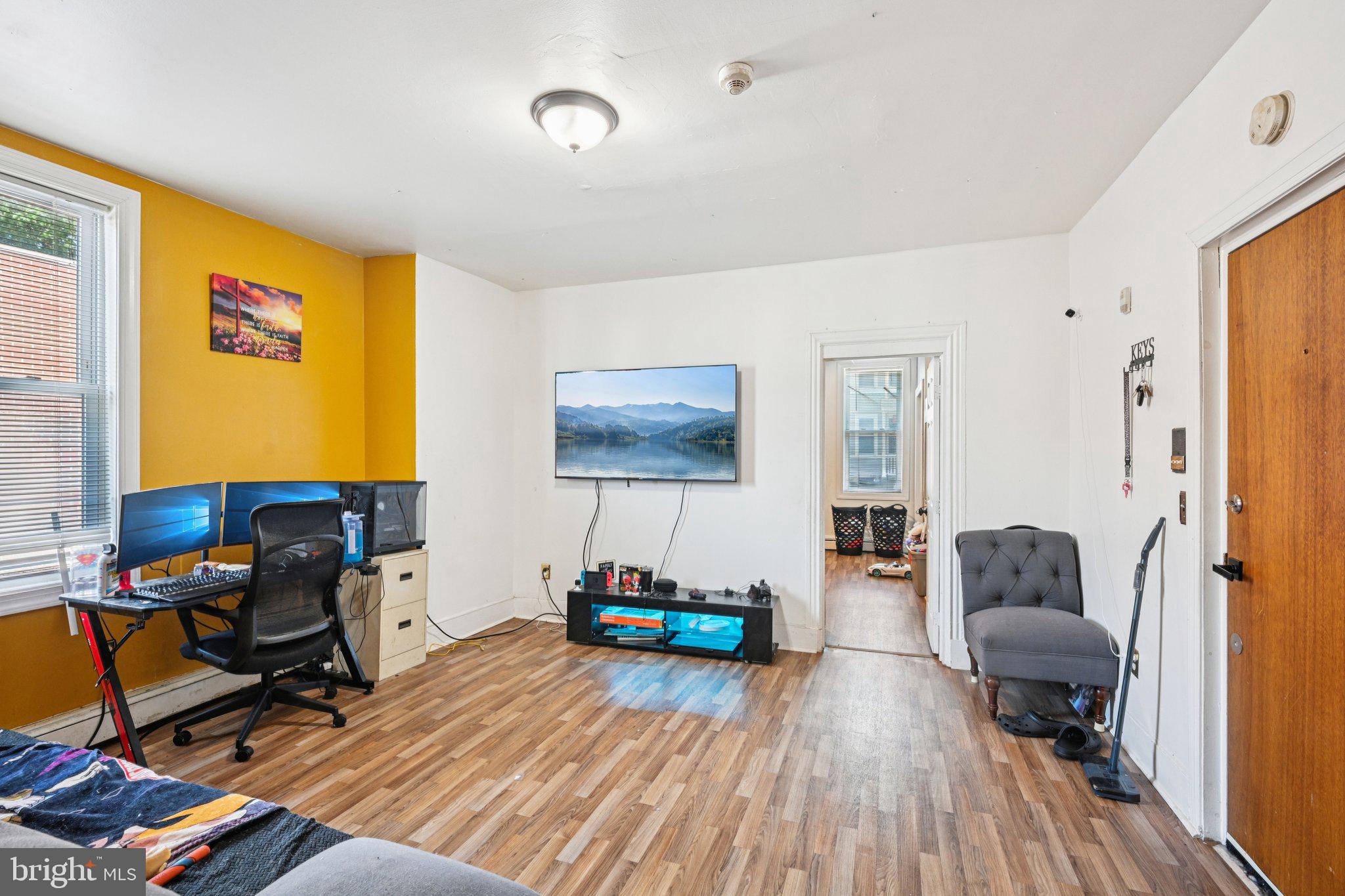 713 WASHINGTON STREET